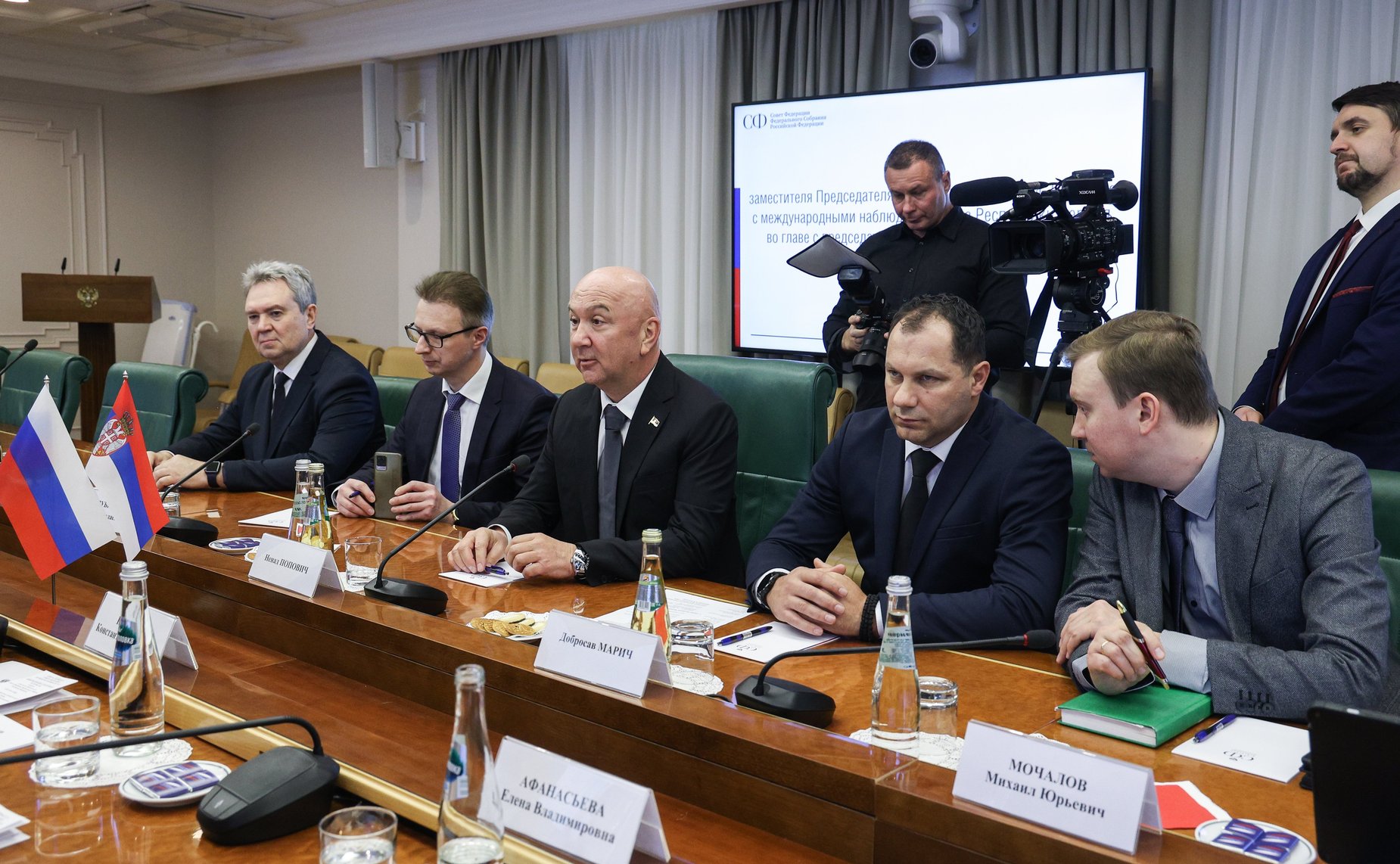 Заместитель Председателя СФ Константин Косачев провел встречу с группой международных наблюдателей на выборах Президента Российской Федерации из Республики Сербия во главе с председателем Сербской народной партии Ненадом Поповичем