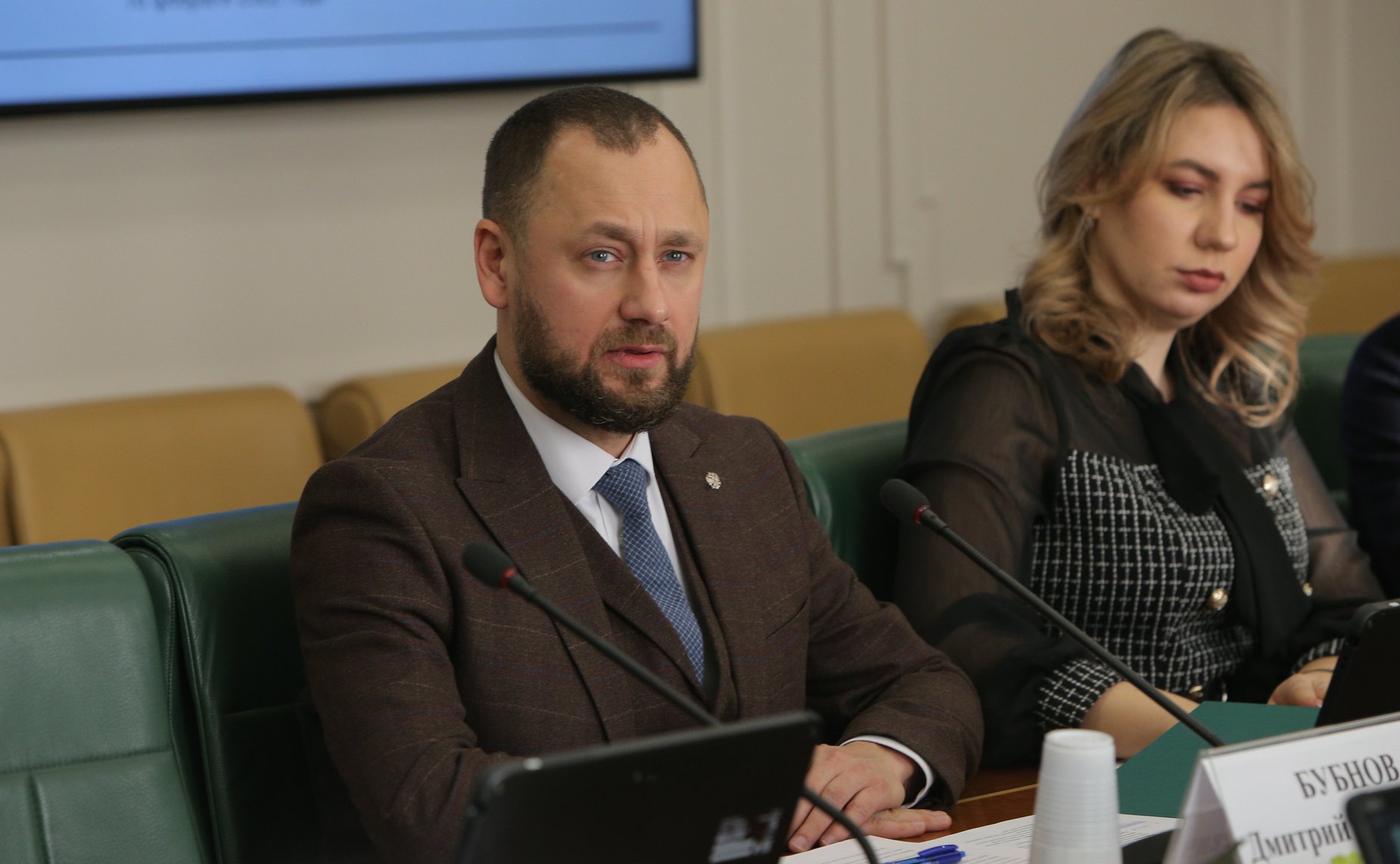 Круглый стол в рамках работы Палаты молодых законодателей при СФ