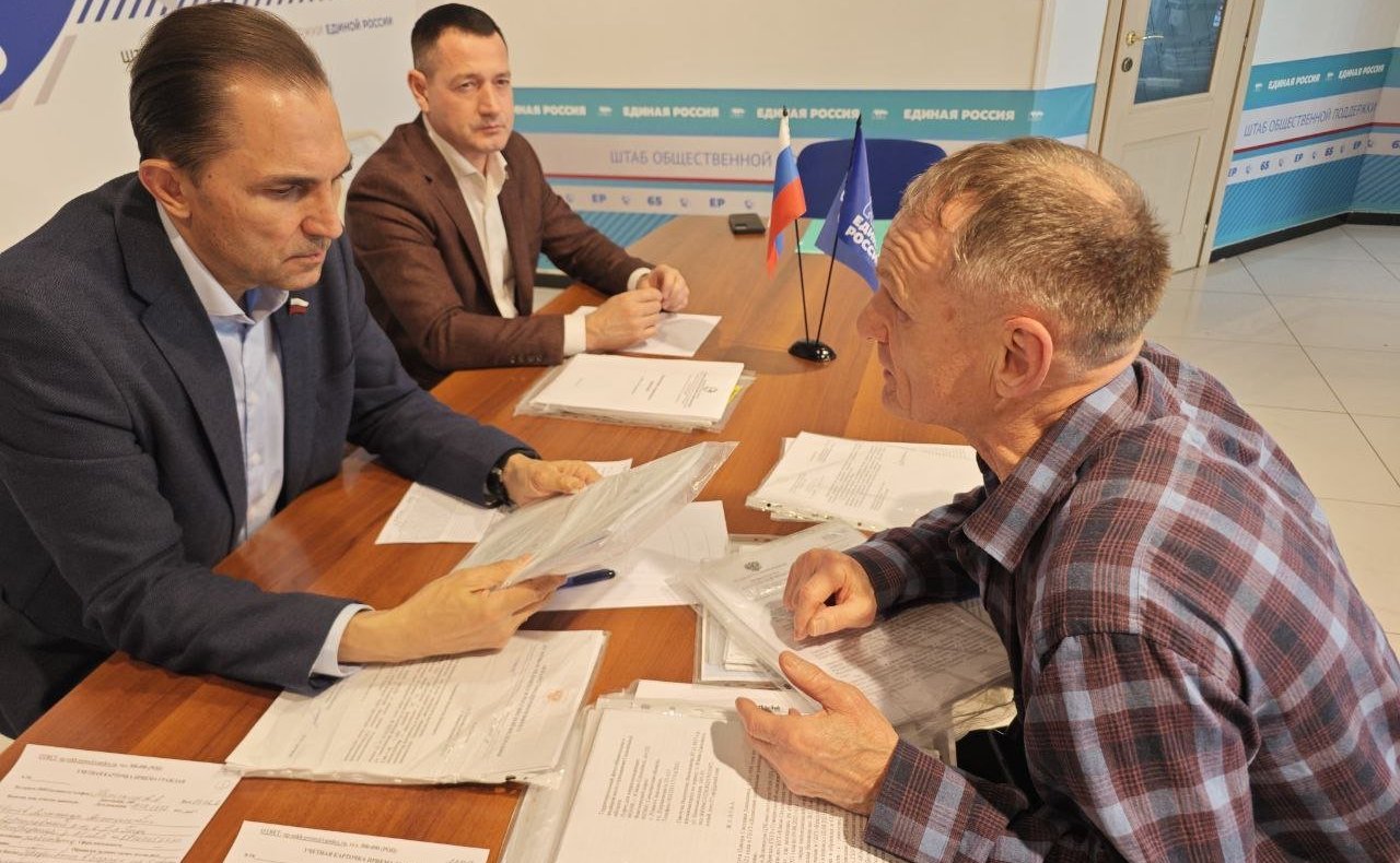 Андрей Хапочкин встретился с ветеранами специальной военной операции, молодыми специалистами и провёл личный приём граждан