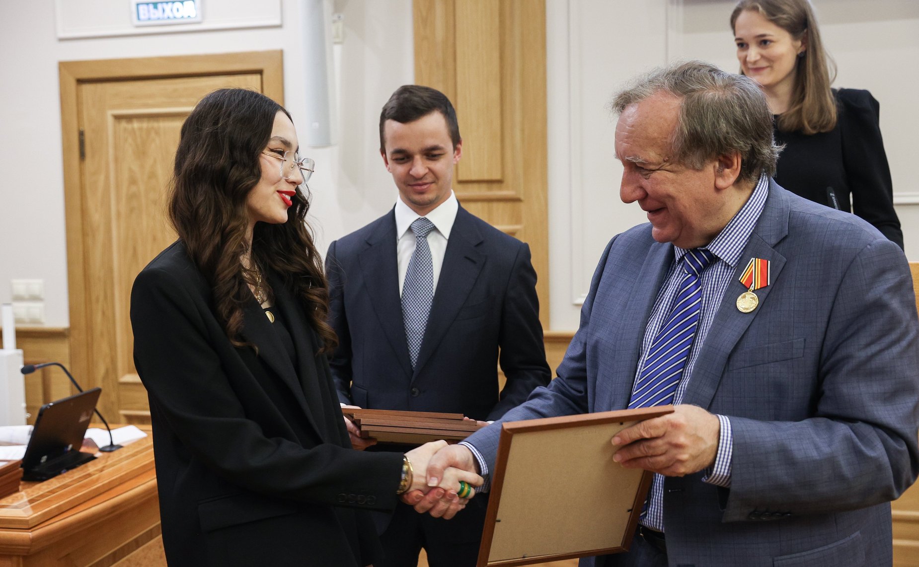 Церемония награждения победителей IV Конкурса чтецов среди студентов аспирантов из стран Азии и Африки «Победа в сердцах поколений» в рамках подготовки к Саммиту Россия-Африка