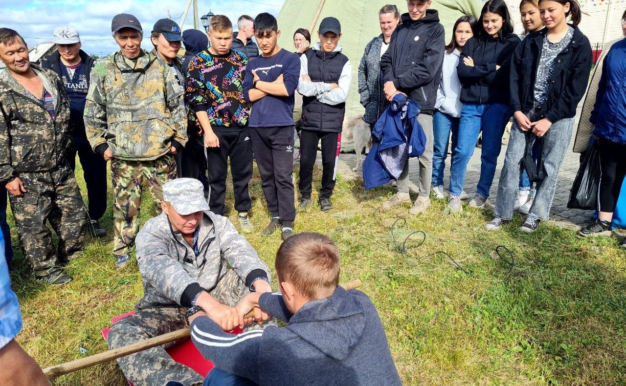 Денис Гусев совершил рабочую поездку в муниципальное образование «Омский сельсовет» Заполярного района Ненецкого АО