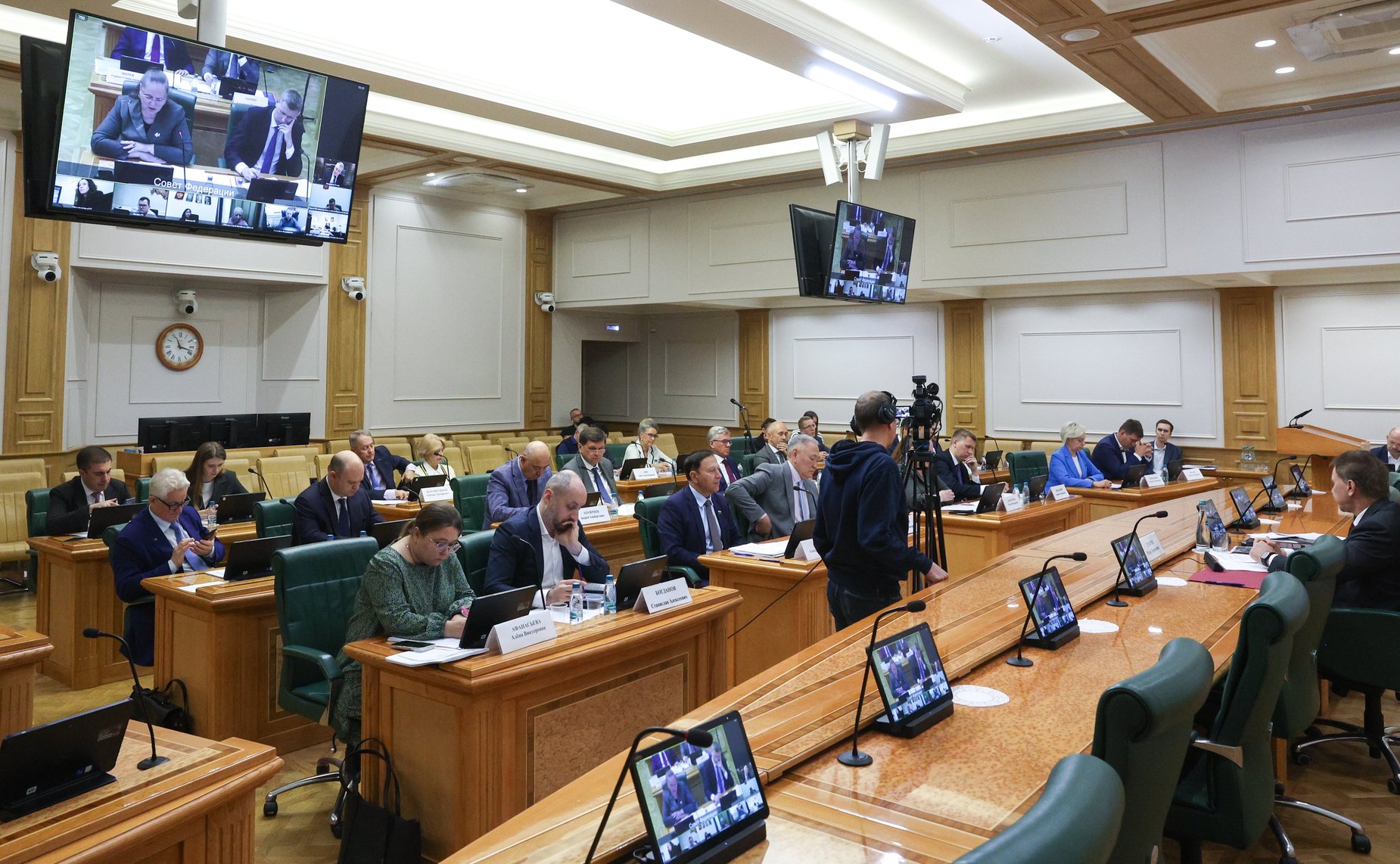 Парламентские слушания Комитета СФ по аграрно-продовольственной политике и природопользованию «Практические вопросы насыщения внутреннего рынка отечественной рыбной продукцией глубокой переработки: проблемы и пути решения»