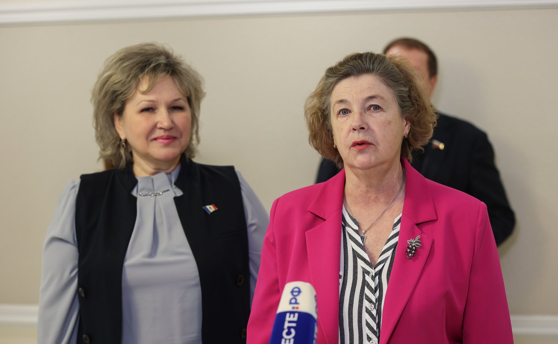 В СФ открылась выставка картин «Живописный образ Родины»