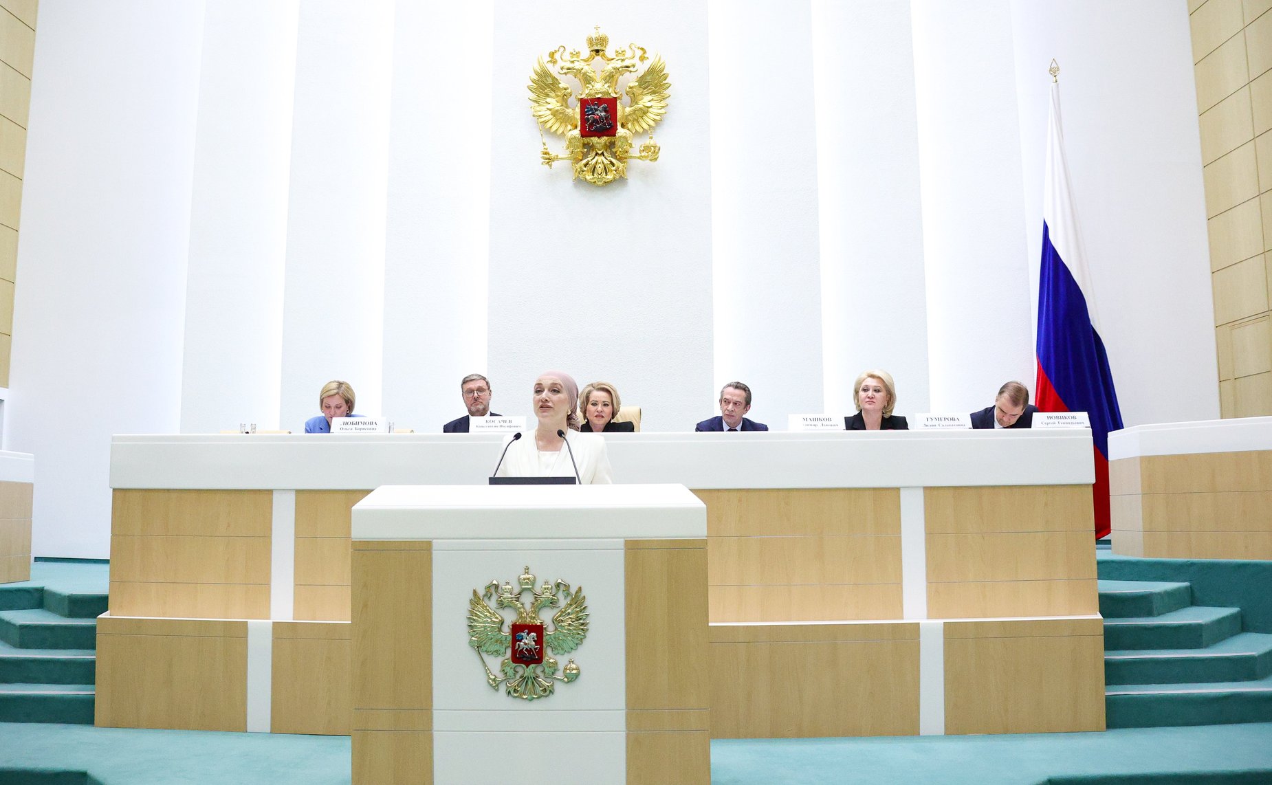 Председатель Совета Федерации Валентина Матвиенко провела встречу с деятелями театрального искусства