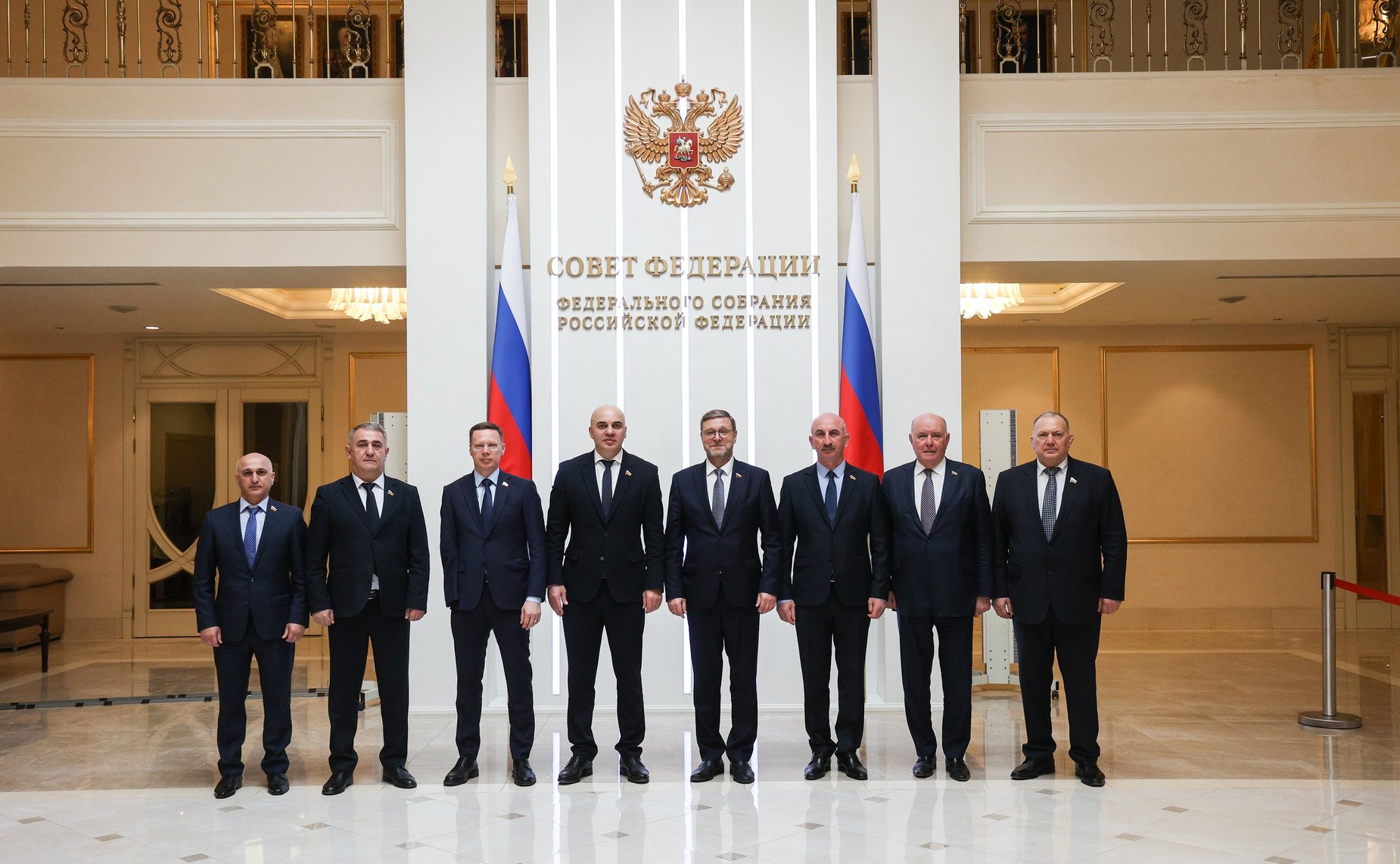 Заместитель Председателя СФ Константин Косачев провел встречу с группой международных наблюдателей на выборах Президента Российской Федерации от Южной Осетии