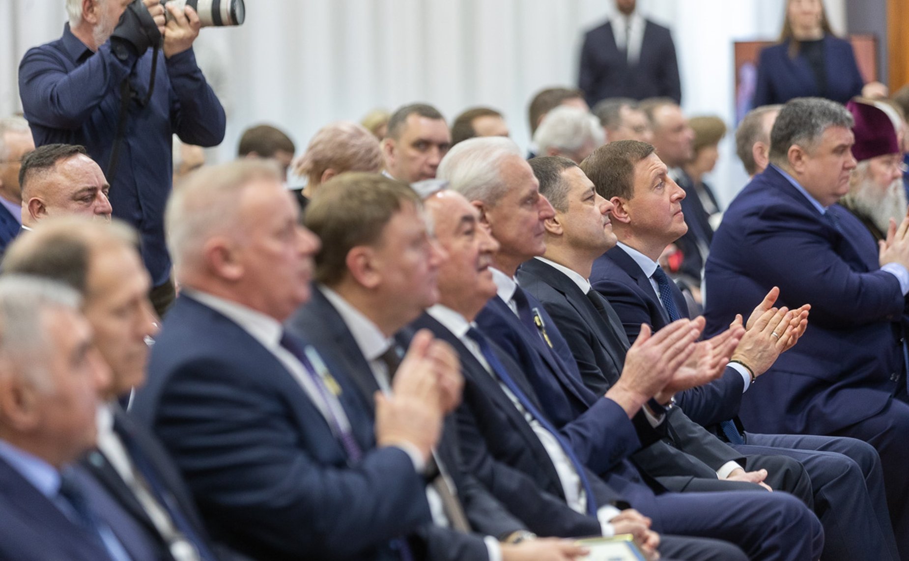 Андрей Турчак выступил на торжественном мероприятии, посвященном 30-летию парламента Псковской области