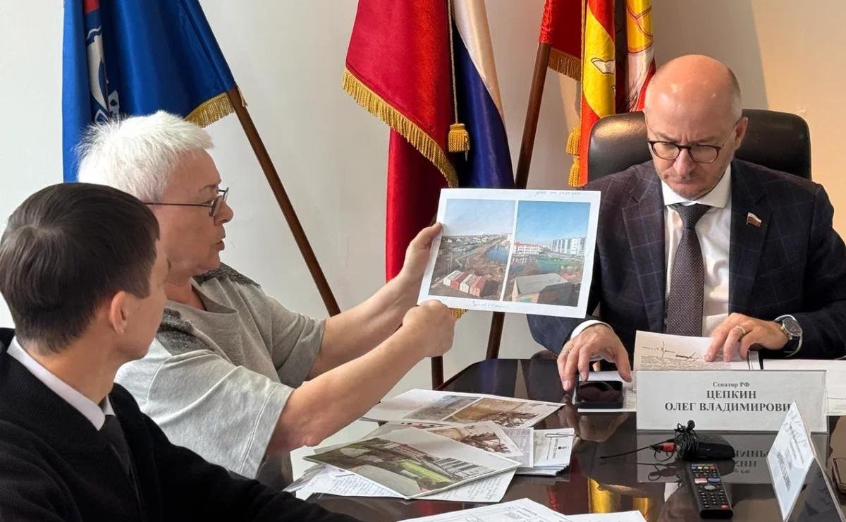 Олег Цепкин провел прием граждан в Челябинске