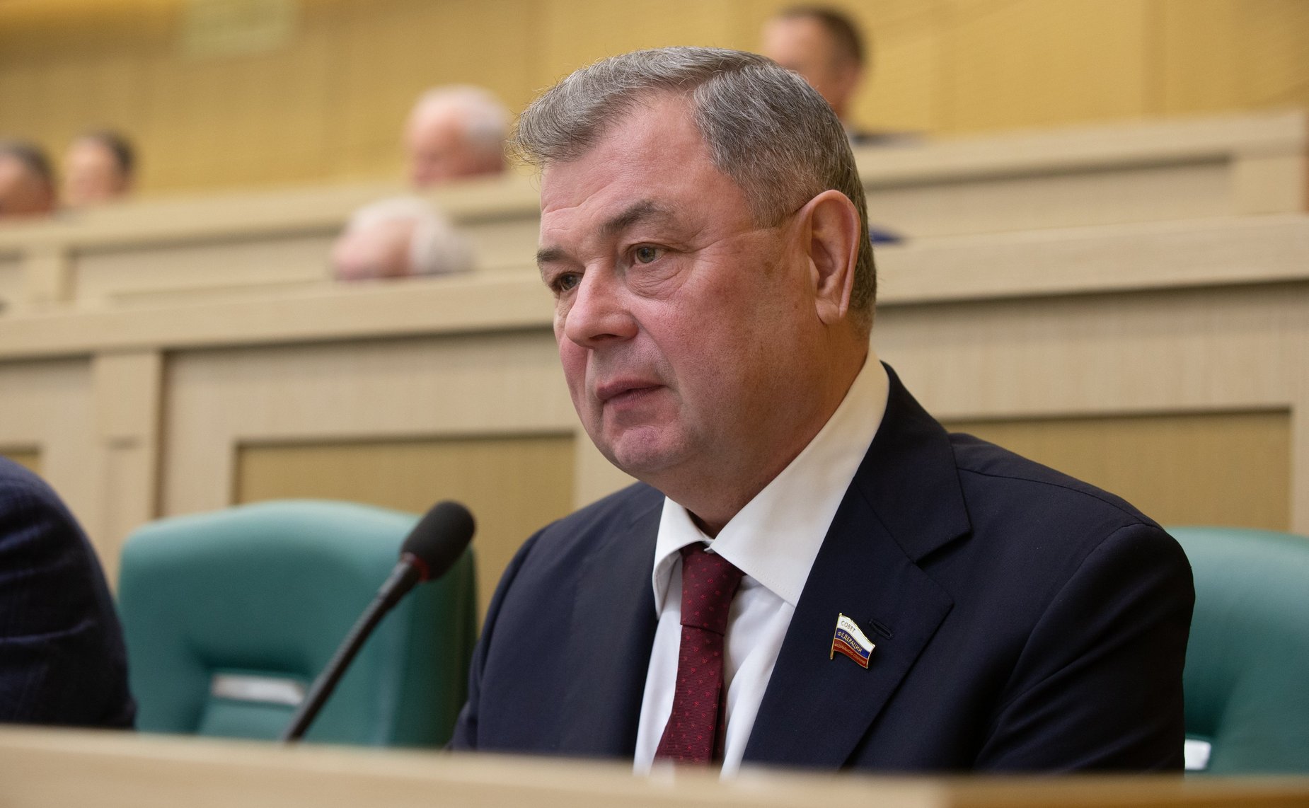 Анатолий Артамонов