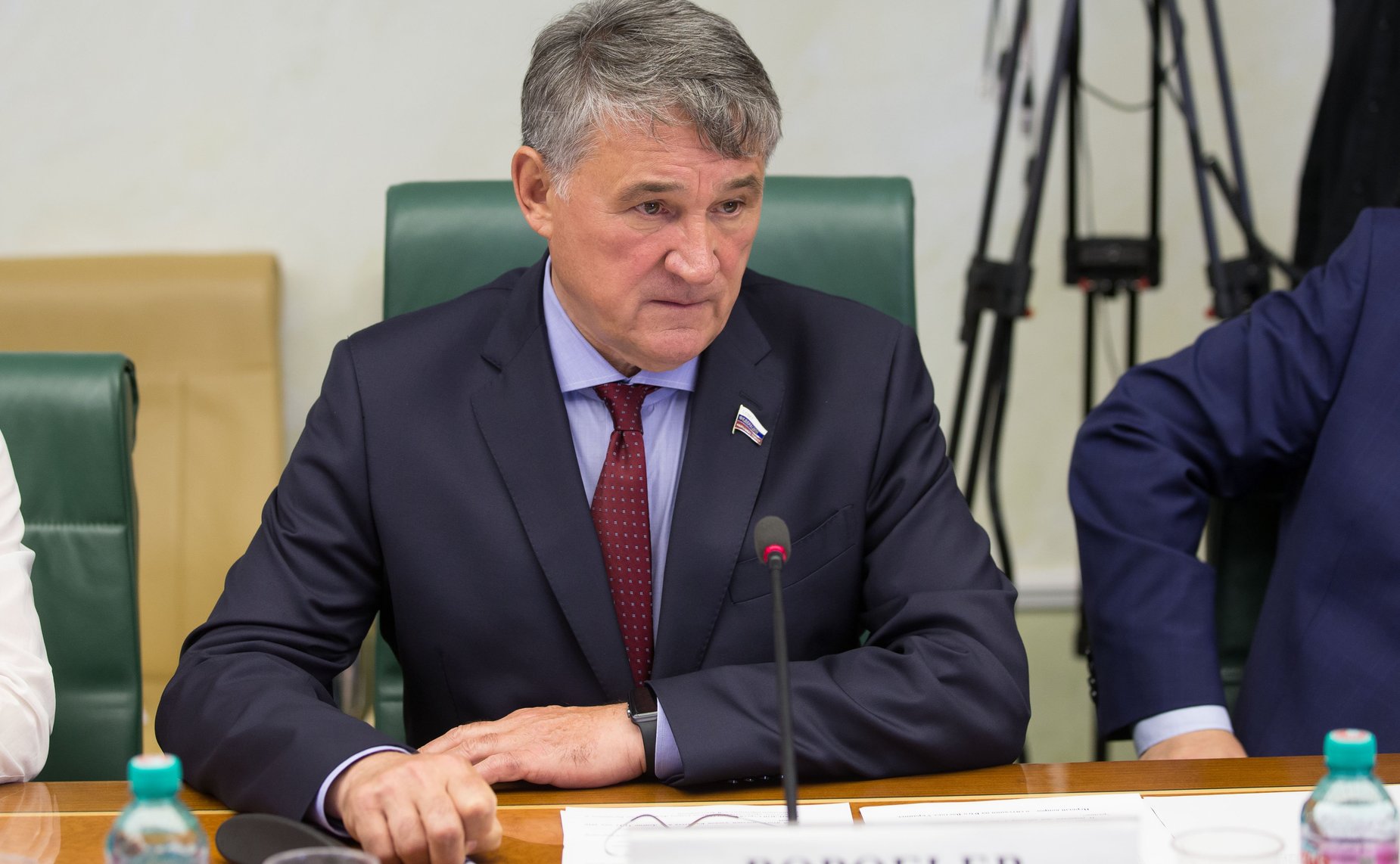 Ю. Воробьев