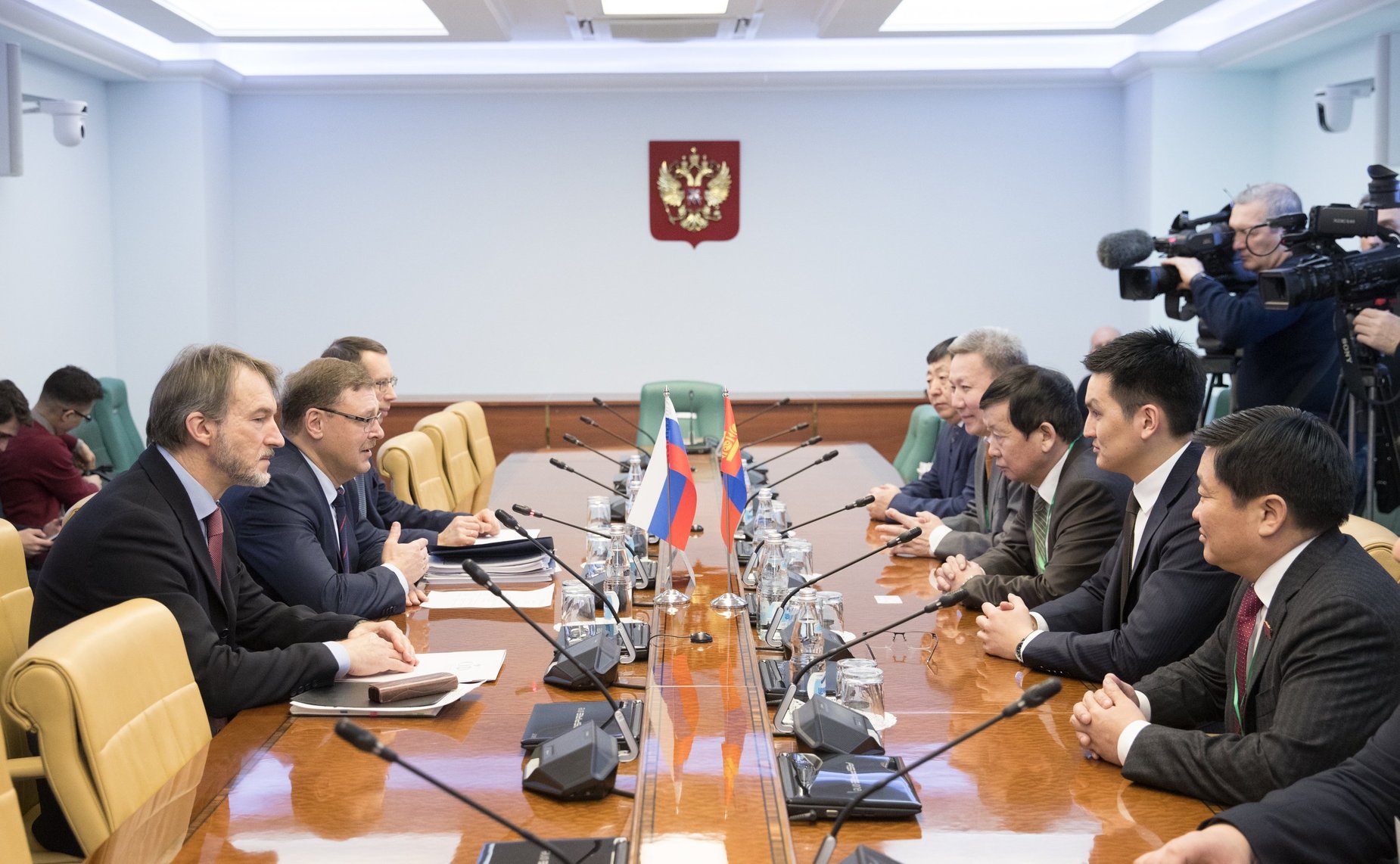 Встреча К. Косачева с наблюдателями от парламента Монголии