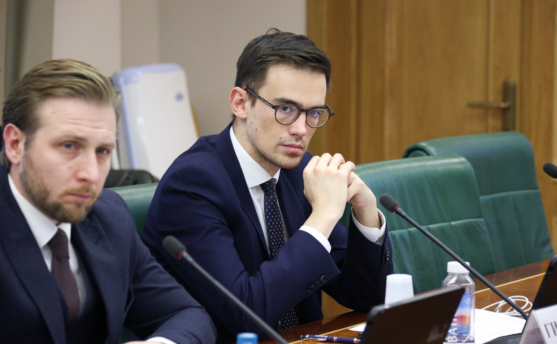 Круглый стол на тему «Обеспечение технологического лидерства в нефтегазовом секторе: цифровая трансформация, обеспечение кадрами, локализация оборудования»