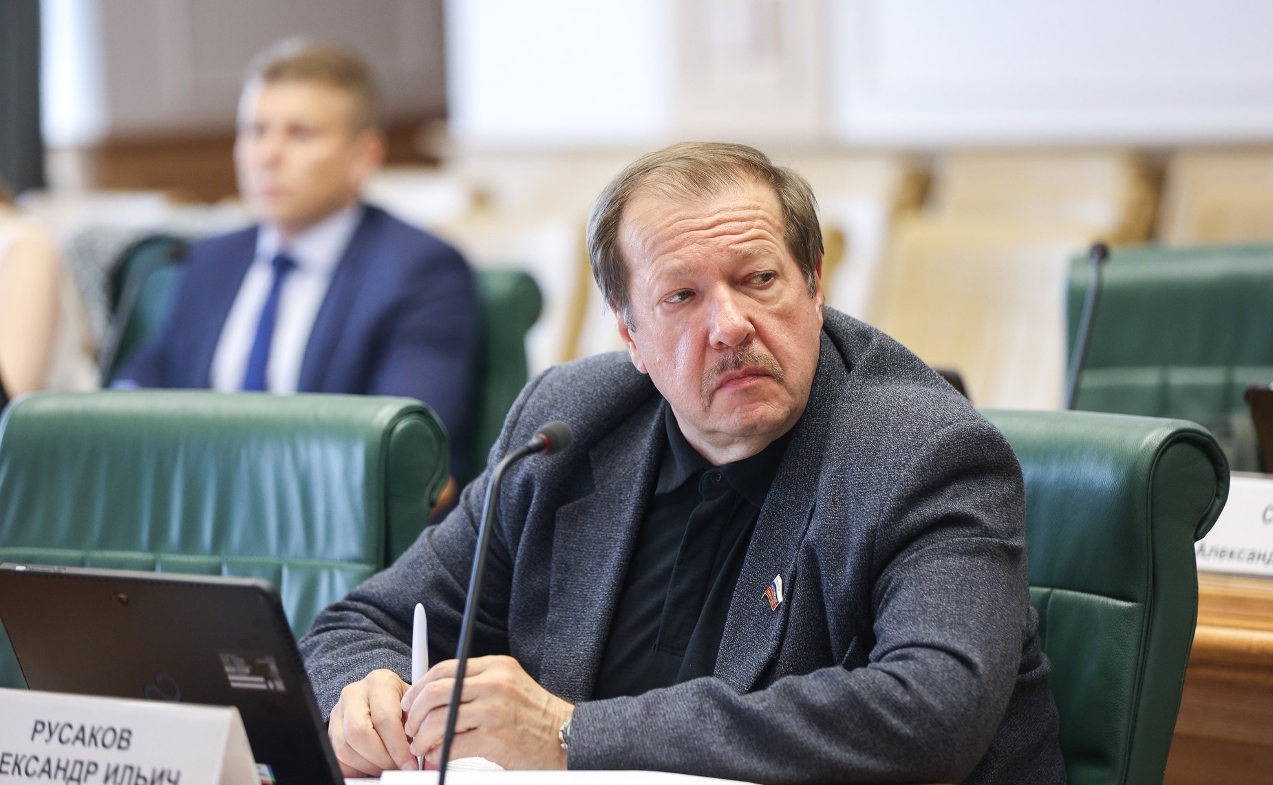 Александр Русаков