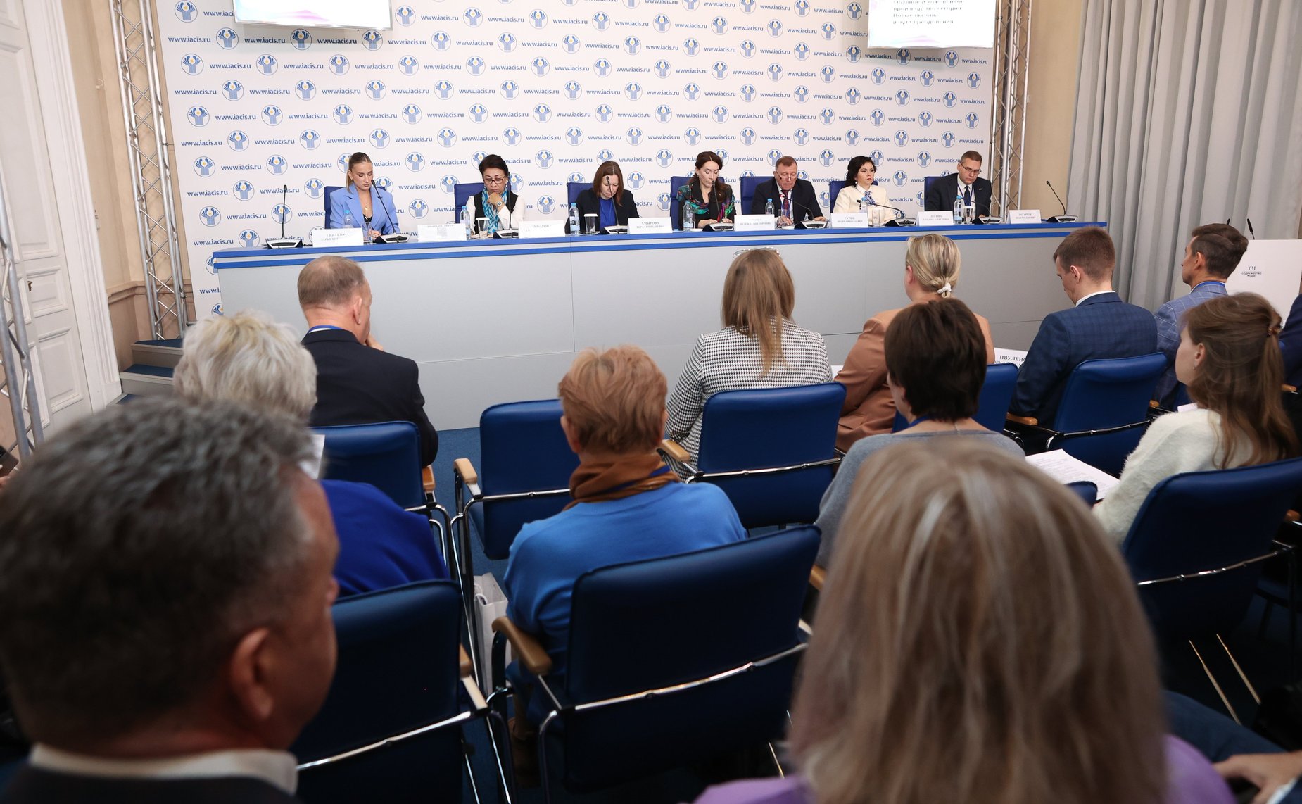 Круглый стол «Обувное и кожевенное производство сегодня. Новые вызовы и пути преодоления». III международный форум «Содружество моды»