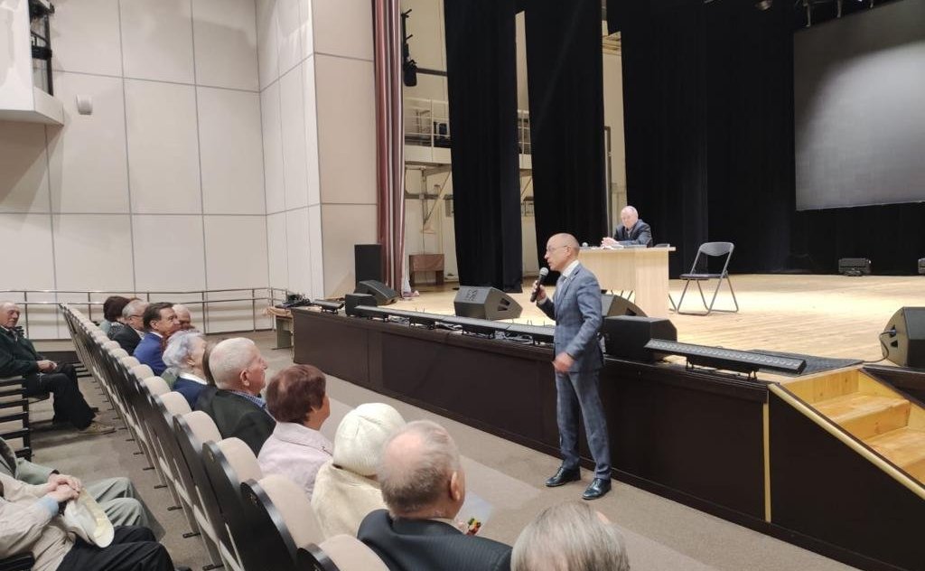 Сергей Рябухин встретился с ветеранами Ульяновского автозавода