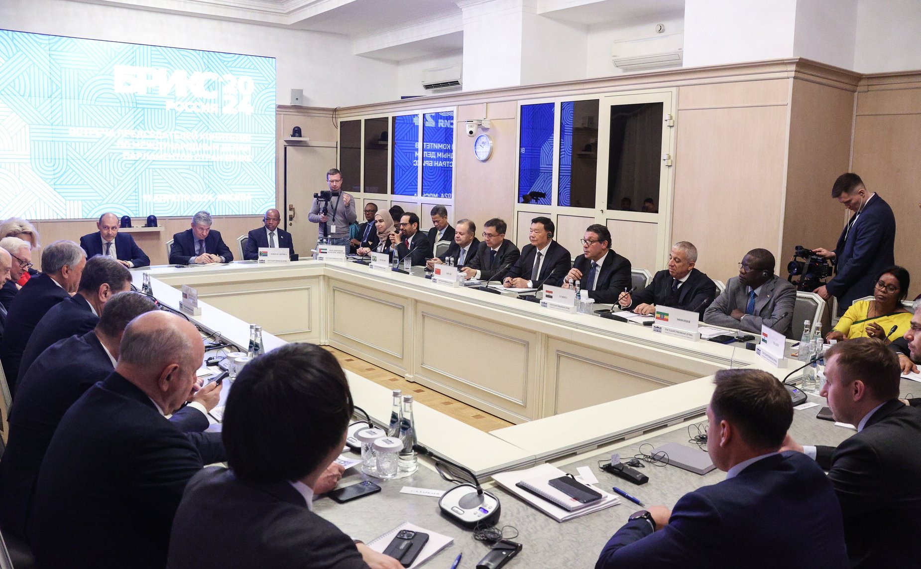 Встреча председателей комитетов по международным делам парламентов (палат парламентов) стран БРИКС с Председателем Государственной Думы Вячеславом Володиным