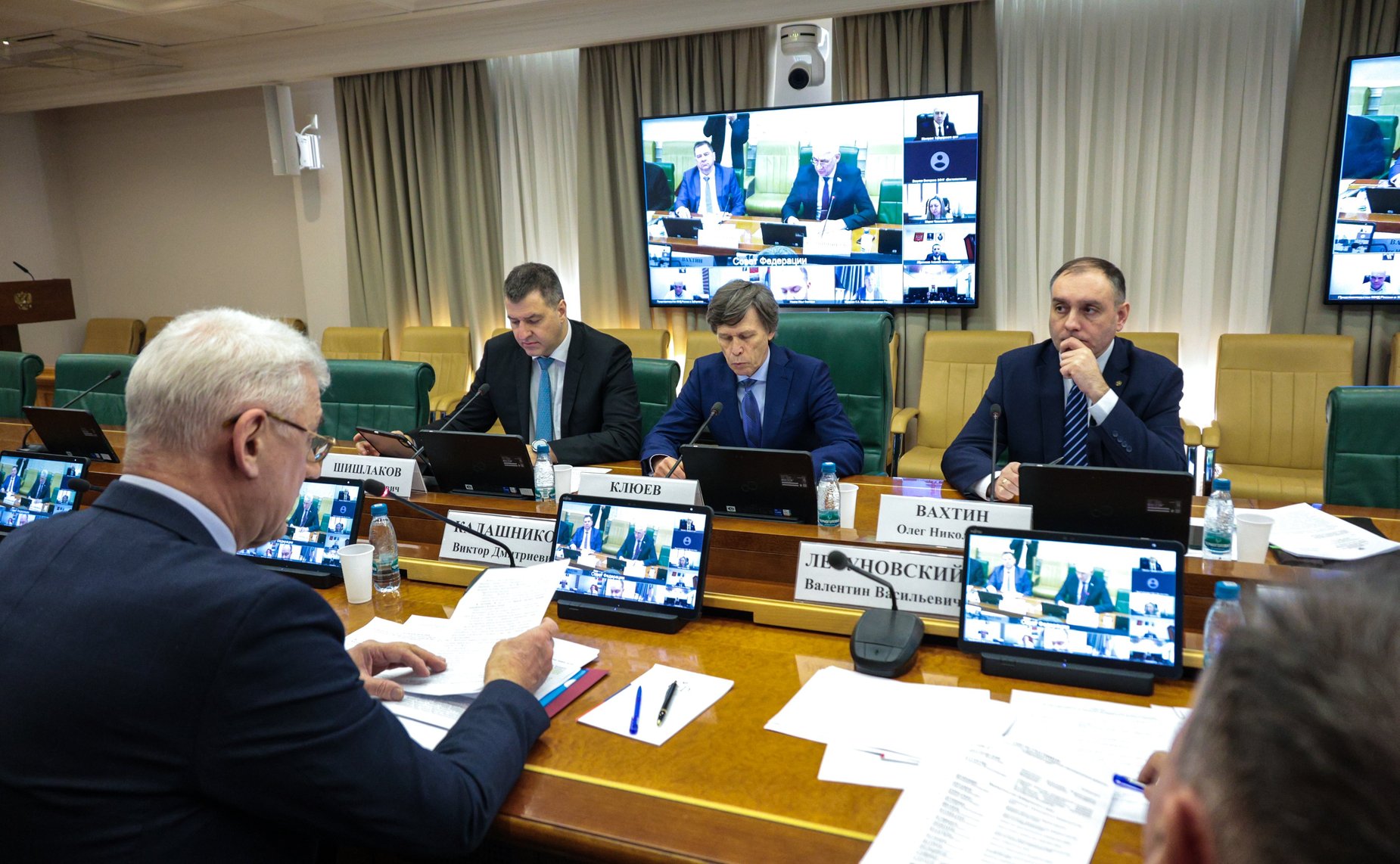 Совещание Комитета СФ по экономической политике «О подготовке комплекса мер по восстановлению судоходства в бассейне реки Амур: развитие пассажирских и грузовых перевозок»