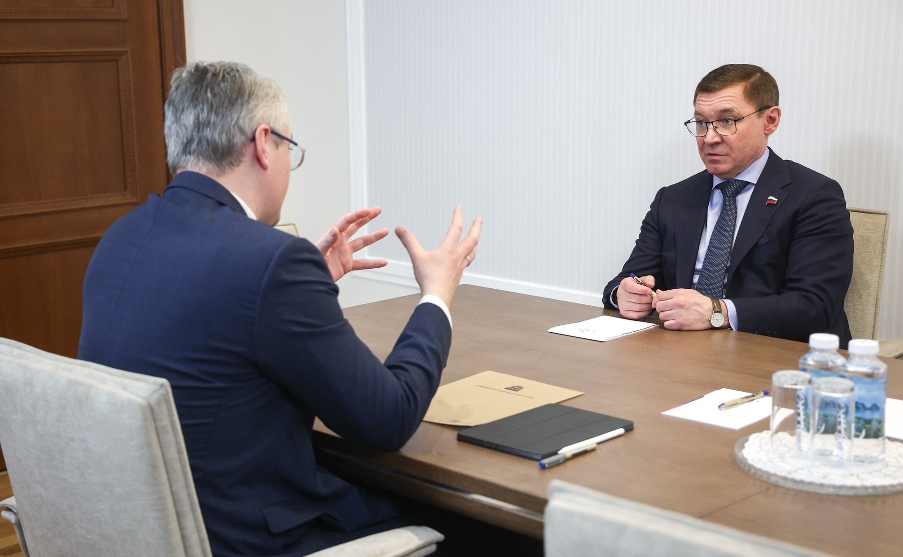 Первый заместитель Председателя Совета Федерации Владимир Якушев провел встречу с губернатором Камчатского края Владимиром Солодовым