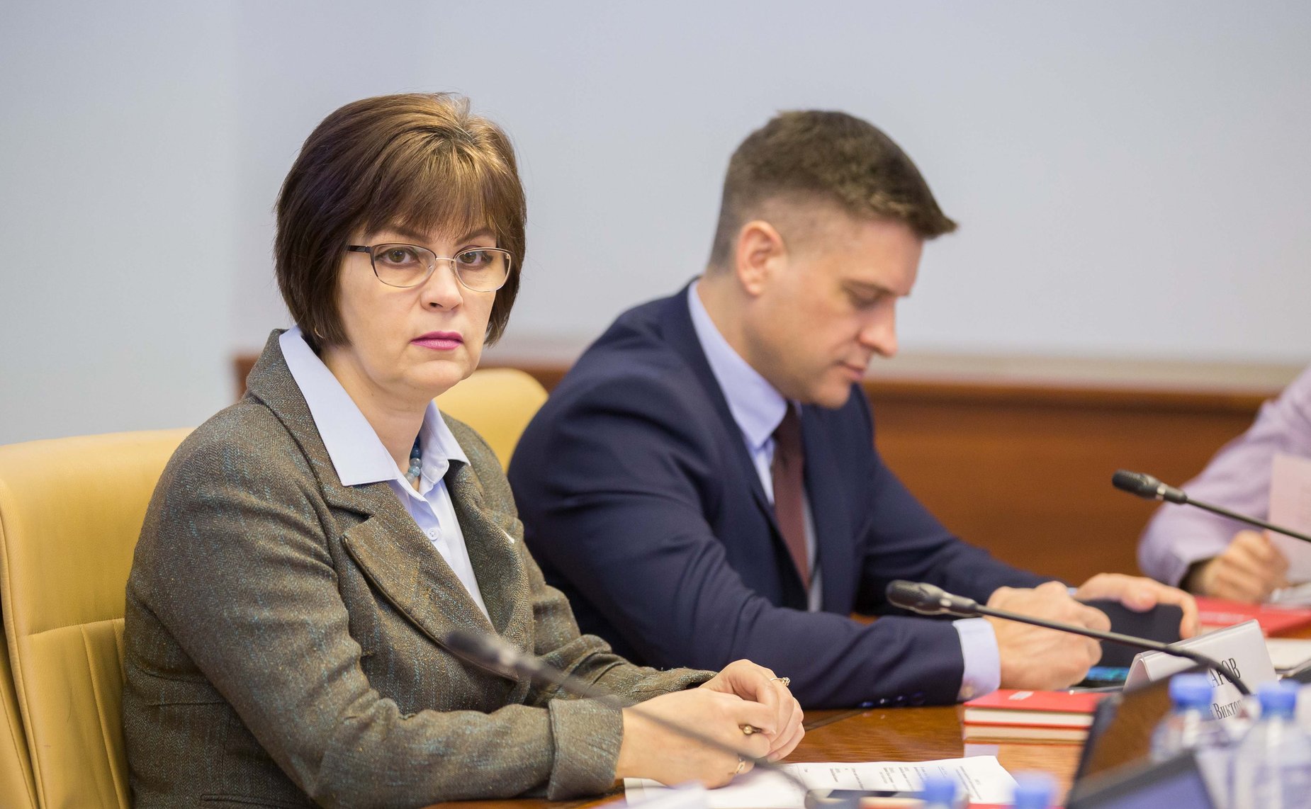 Елена Попова