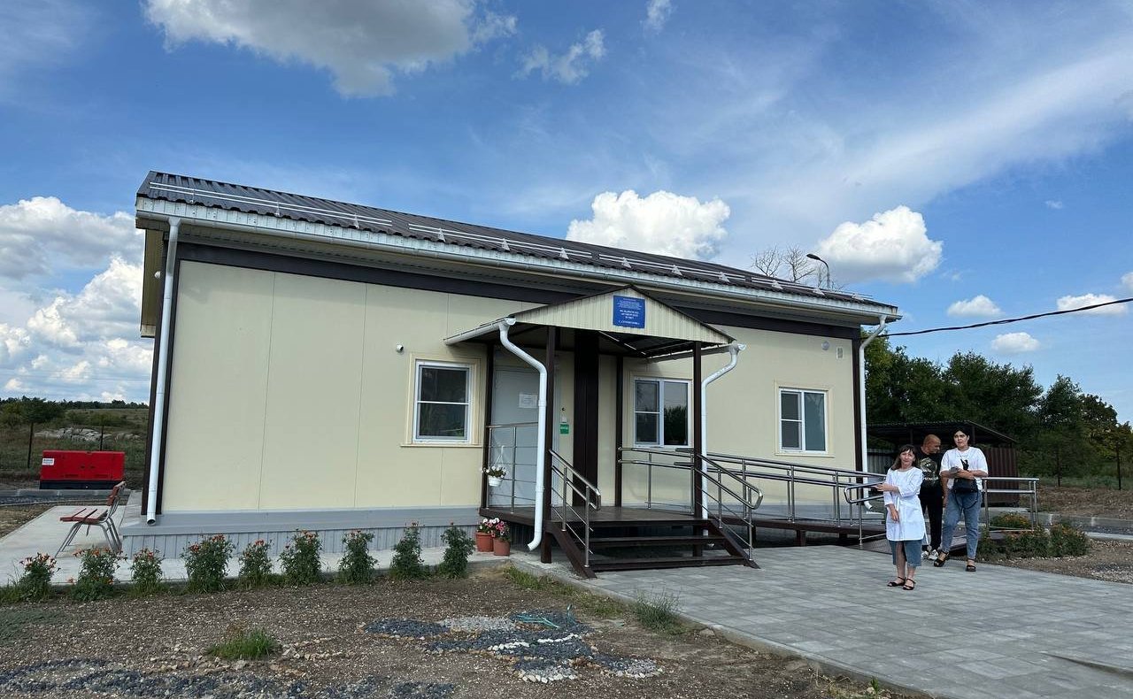 Дарья Лантратова проконтролировала ход восстановления объектов в Беловодском муниципальном округе ЛНР