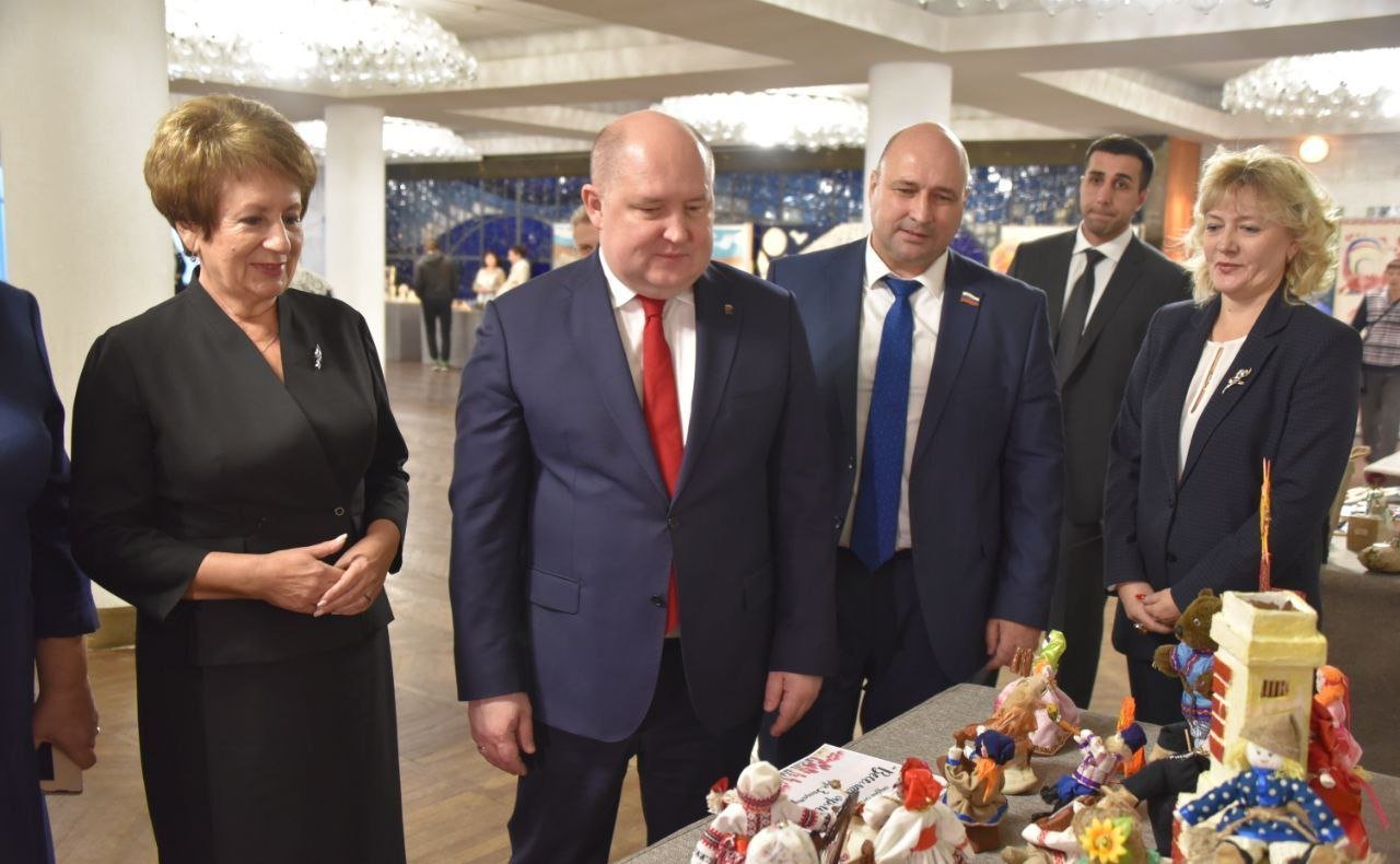 Екатерина Алтабаева приняла участие в праздновании Дня народного единства в Севастополе