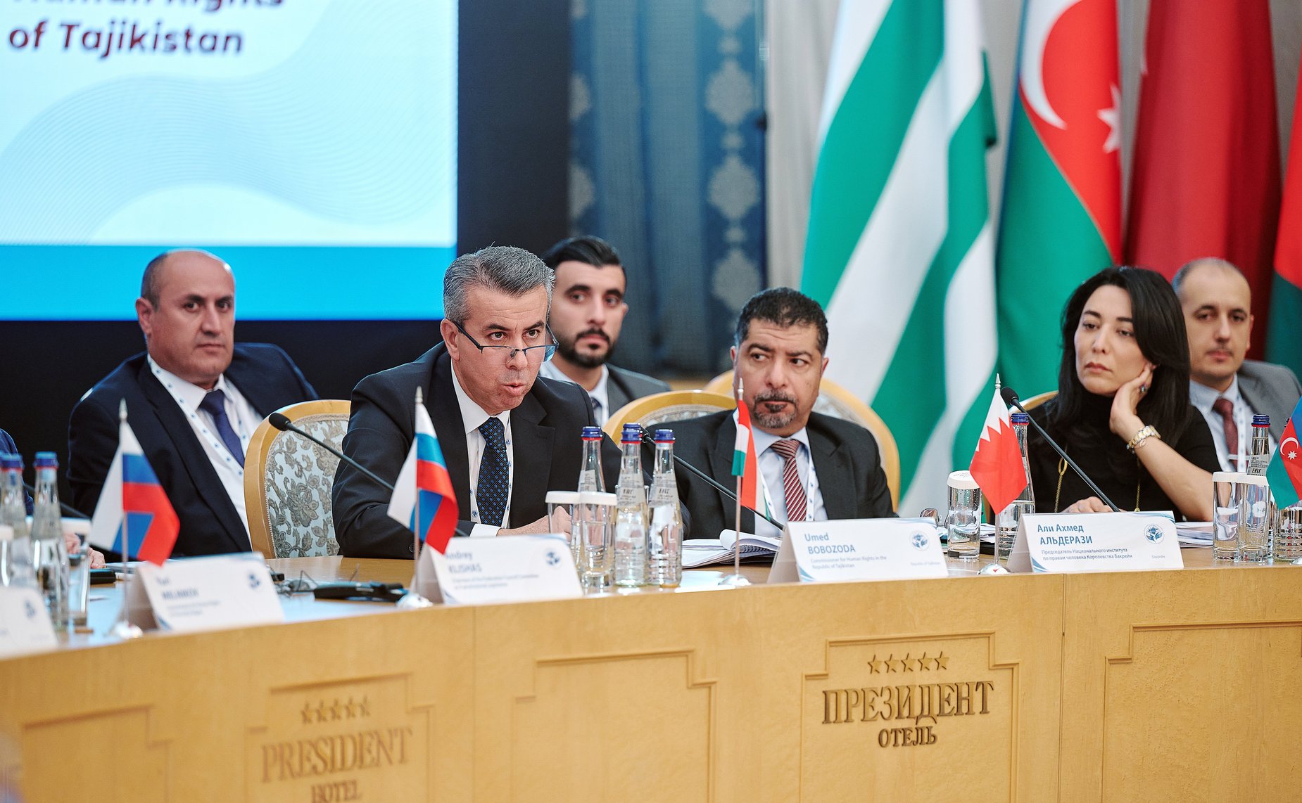 Председатель Комитета СФ по конституционному законодательству и государственному строительству Андрей Клишас принял участие в VII Международной научно-практической конференции «Проблемы защиты прав человека: обмен лучшими практиками омбудсменов»