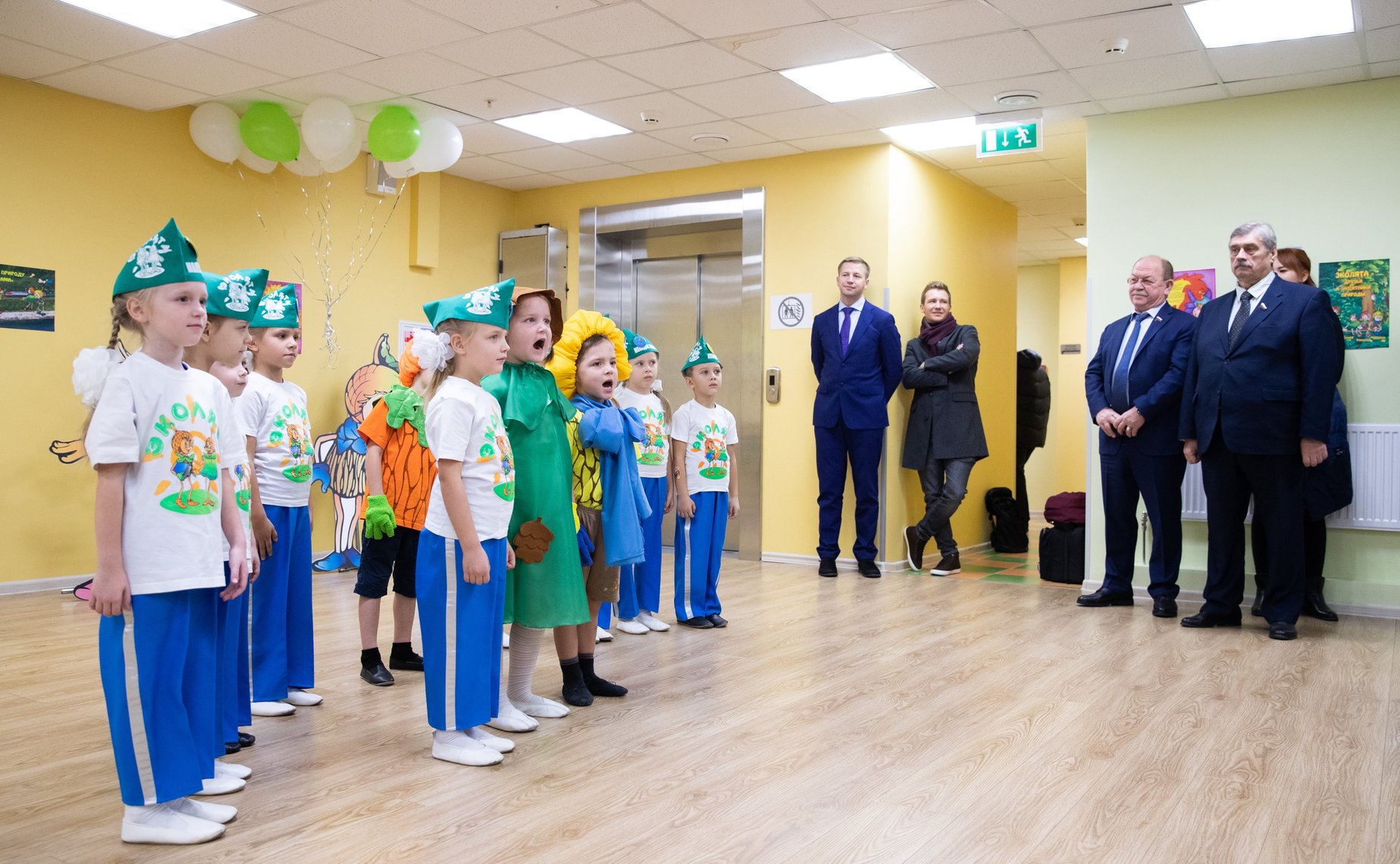 Открытие выставки «Россия – территория Эколят – Молодых защитников природы» и проекта «Комнаты Эколят» на вокзалах Москвы