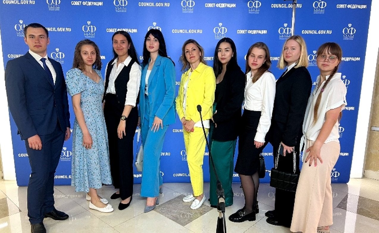 Маргарита Павлова инициировала посещение студентами ЮУрГУ верхней и нижней палаты парламента России