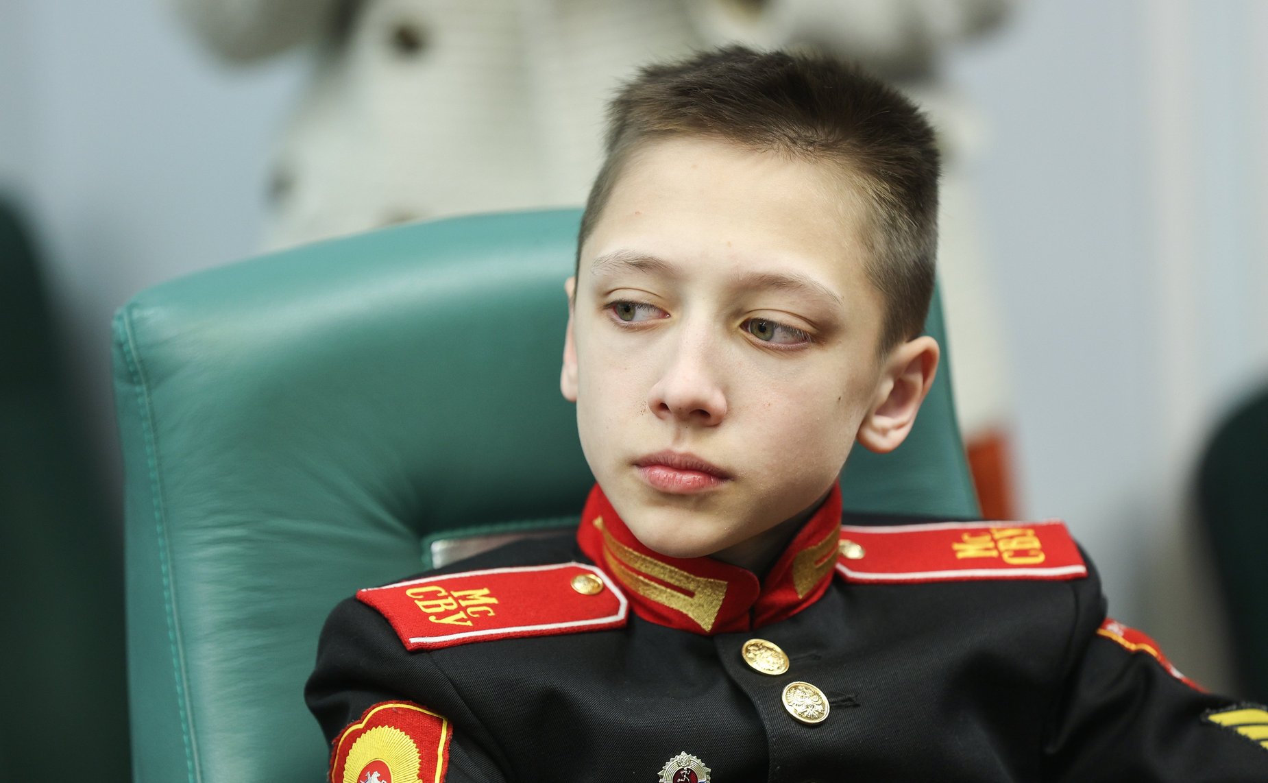 Встреча сенатора РФ Дмитрия Перминова с учащимися Суворовского училища