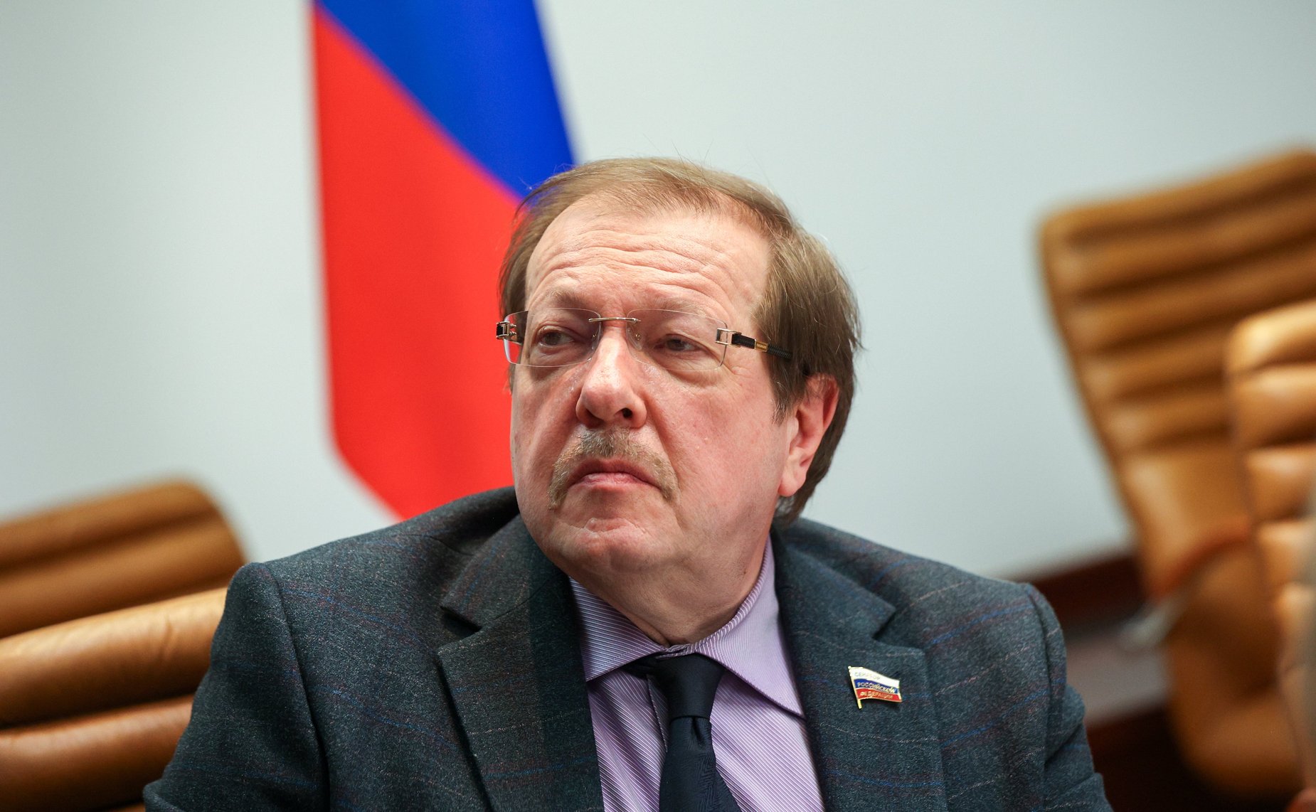 Александр Русаков