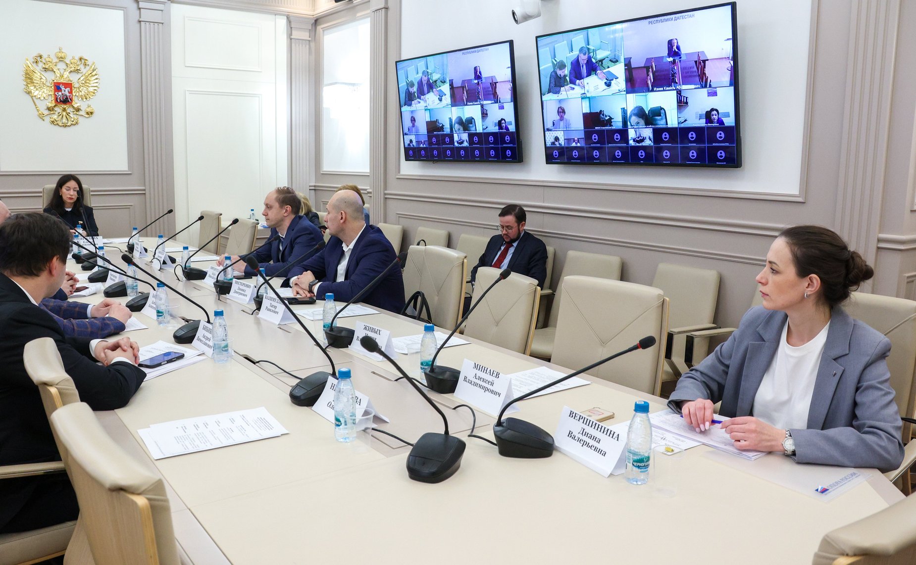 Круглый стол Комитета Совета Федерации по бюджету и финансовым рынкам «Применение контрольно-кассовой техники: практические аспекты и налоговый контроль»