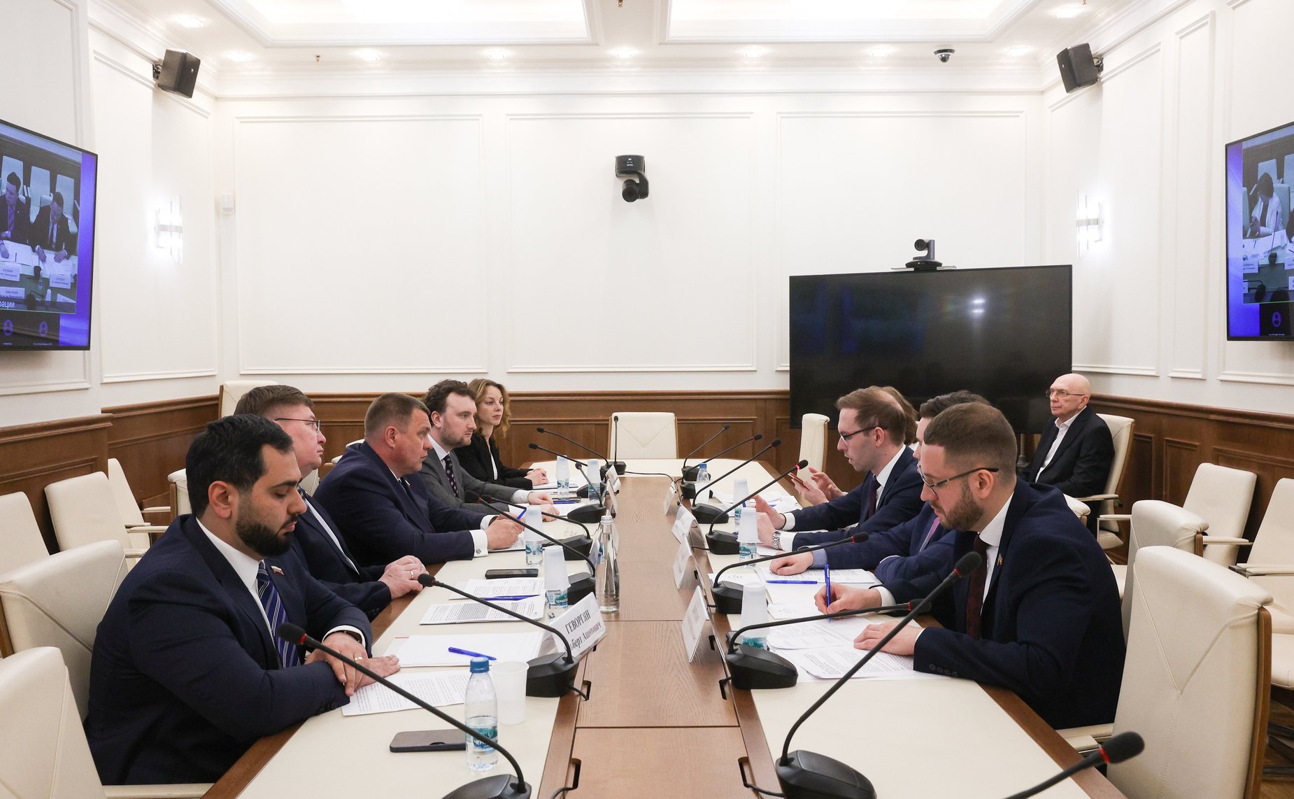 Совещание Комитета СФ по социальной политике «Молодежный парламентаризм: международные практики и стратегические ориентиры для субъектов Российской Федерации»