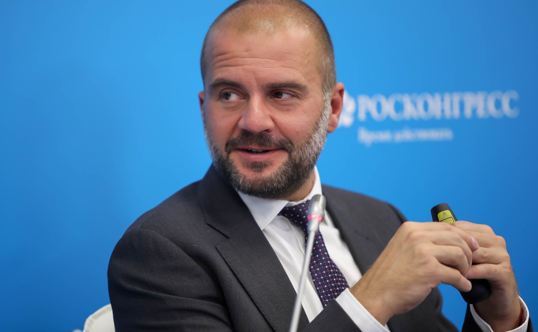 Заседание сессии «Цифровые решения для внутренней и международной логистики», прошедшее в рамках VIII Восточного экономического форума