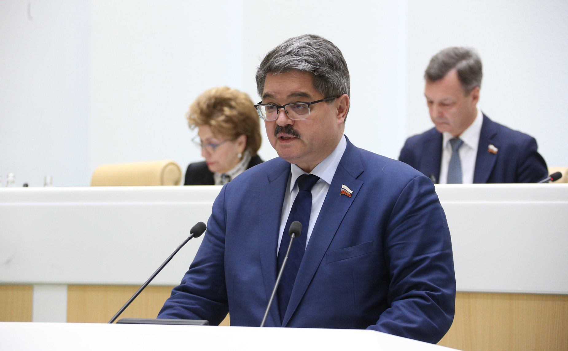 Анатолий Широков