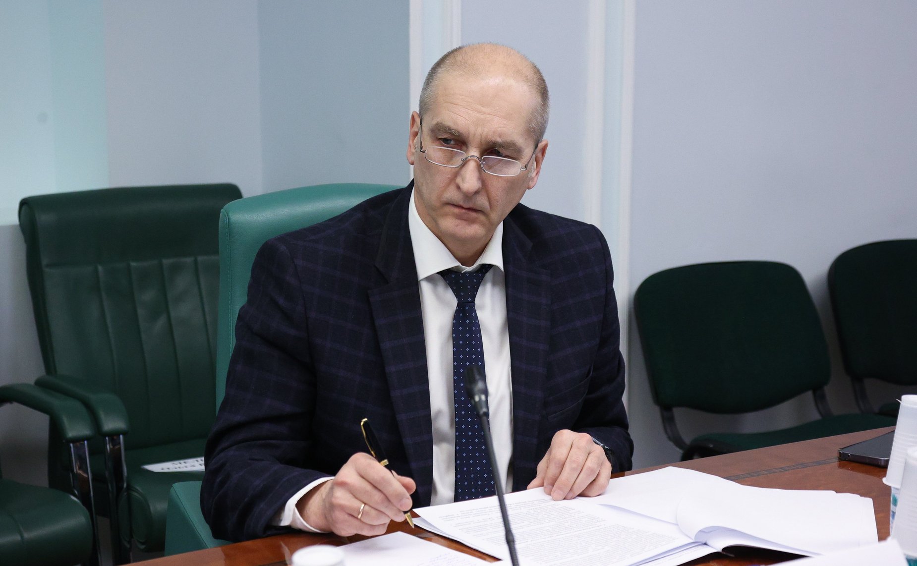 Круглый стол «Состояние и проблемы геологоразведочных работ в российских разведочных районах Мирового океана»