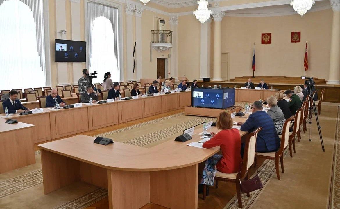 Николай Владимиров принял участие в выездном заседании Комитета СФ по конституционному законодательству и государственному строительству