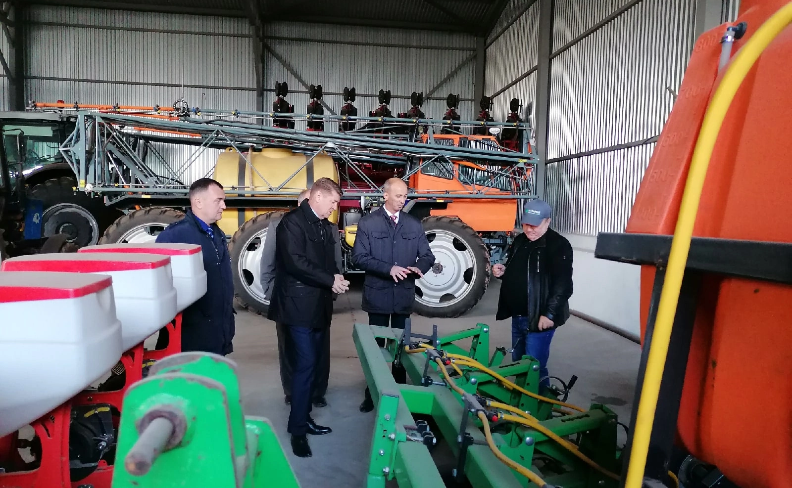 Андрей Шевченко в ходе рабочей поездки в регион посетил в Александровском районе крестьянско-фермерское хозяйство