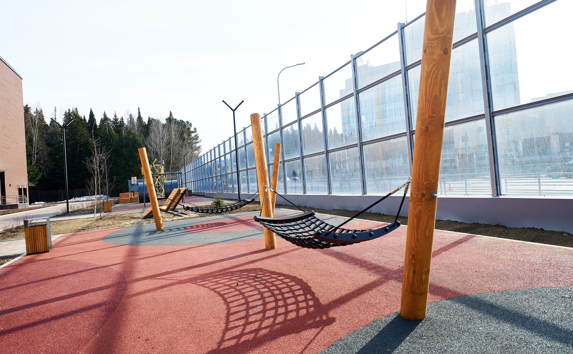 Первый заместитель Председателя СФ Владимир Якушев посетил новый корпус Югорского физико-математического IT-лицея в столице ХМАО Югре