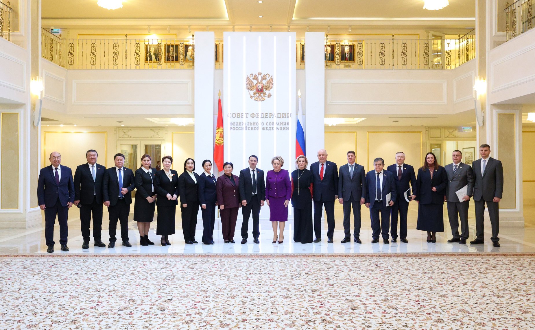 Валентина Матвиенко провела встречу с Председателем Жогорку Кенеша Киргизской Республики Марленом Маматалиевым