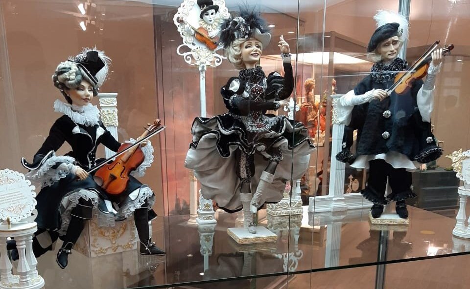 Сергей Березкин принял участие в открытии кукольной экспозиции «Сказки для больших и маленьких»