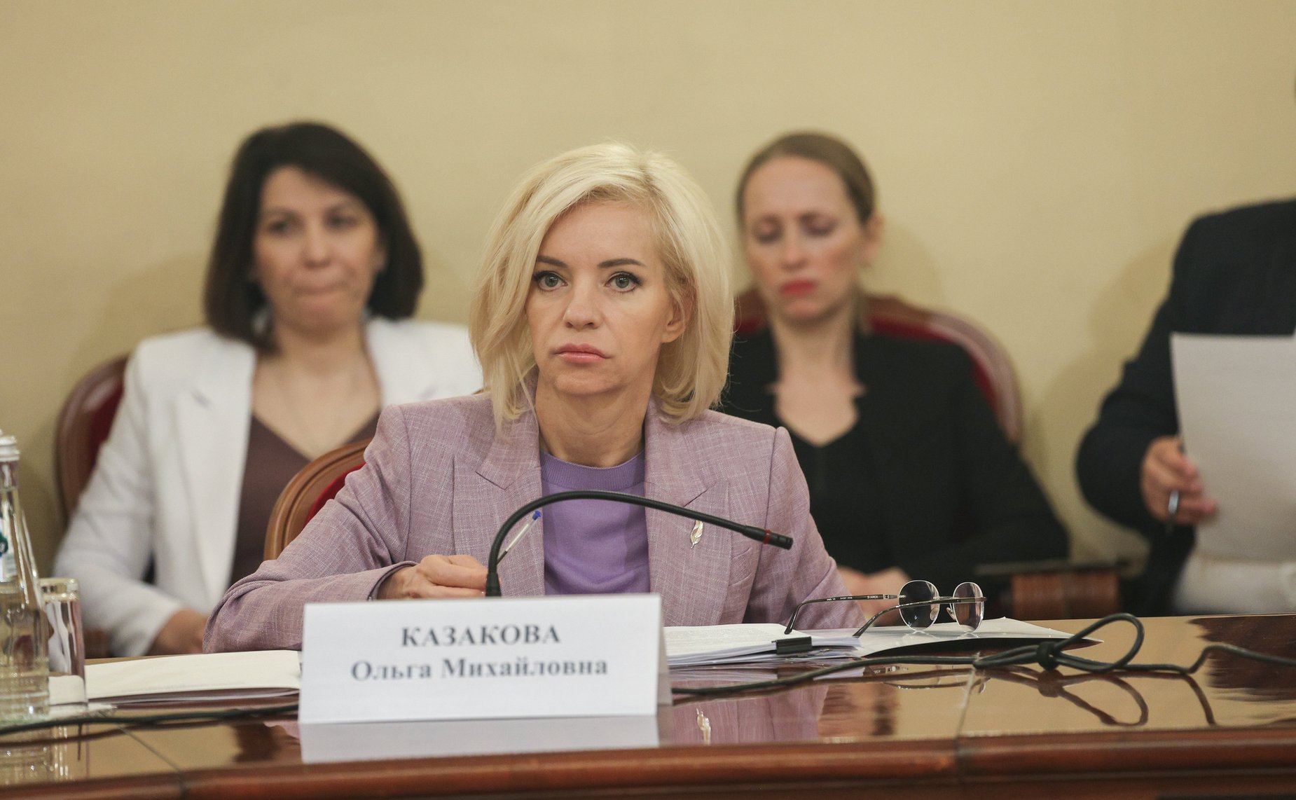 Заседание парламентской комиссии по расследованию преступных действий в отношении несовершеннолетних со стороны киевского режима