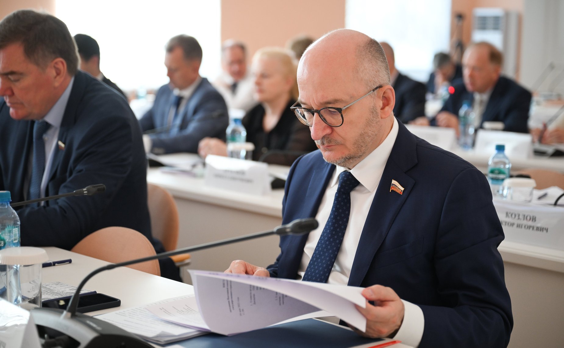 Сенаторы РФ приняли участие в заседании Постоянной комиссии МПА СНГ по изучению опыта государственного строительства и местного самоуправления