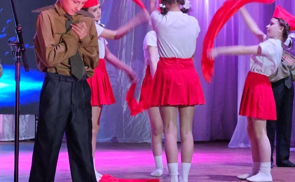 Ольга Бас посетила в ЛНР фестиваль «На перекрёстке двух войн»