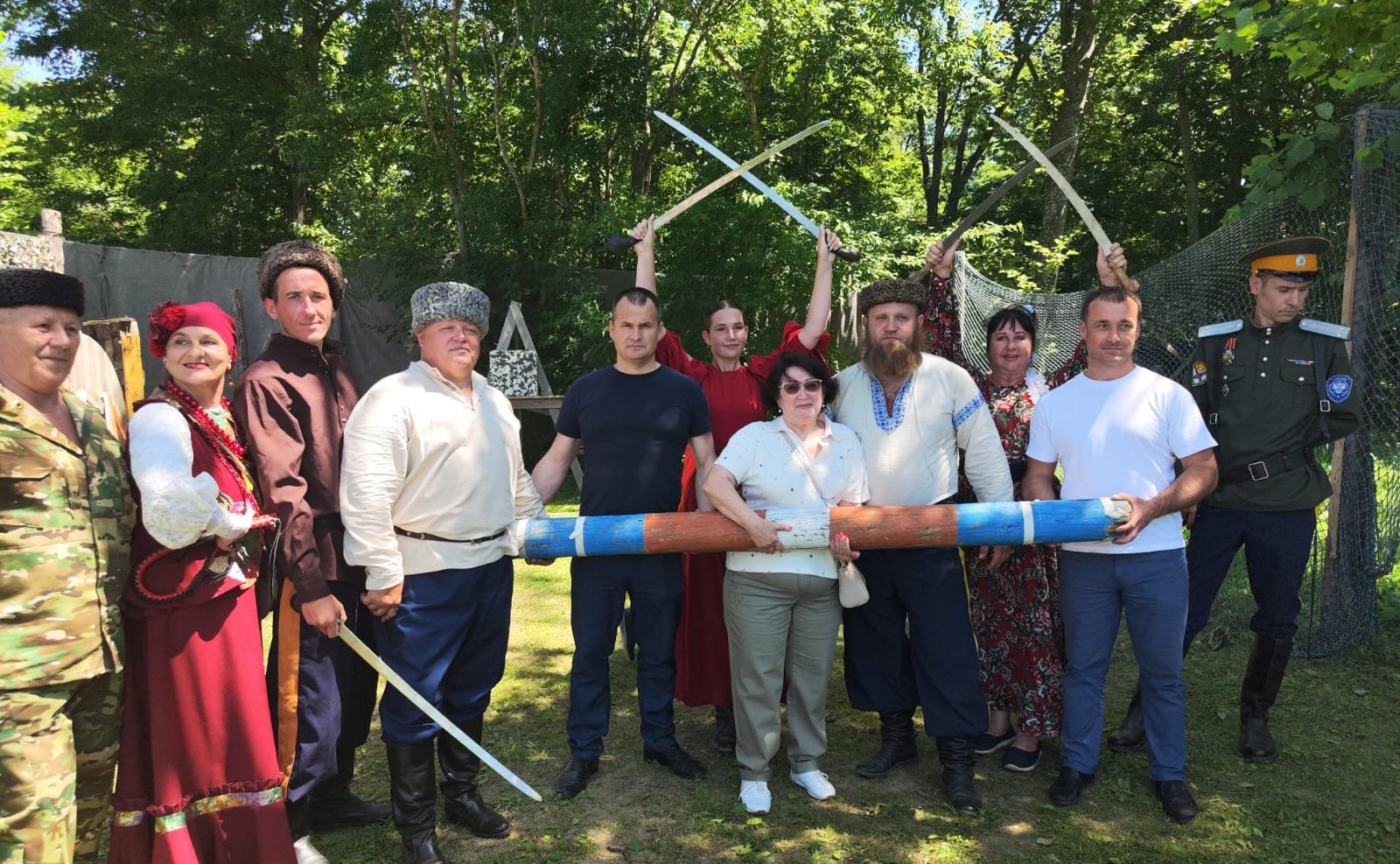 Людмила Талабаева встретилась с казаками в Надеждинском муниципальном округе Приморского края