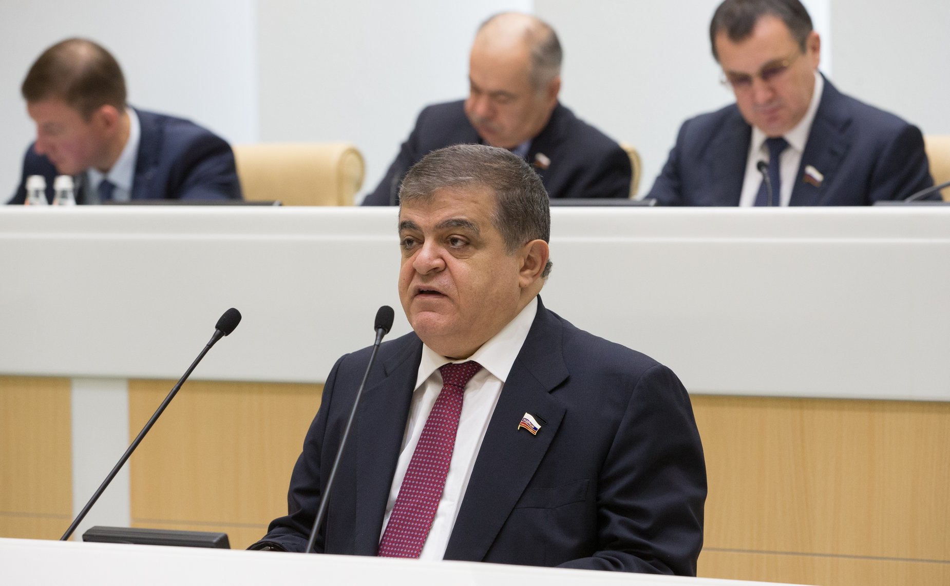 В. Джабаров