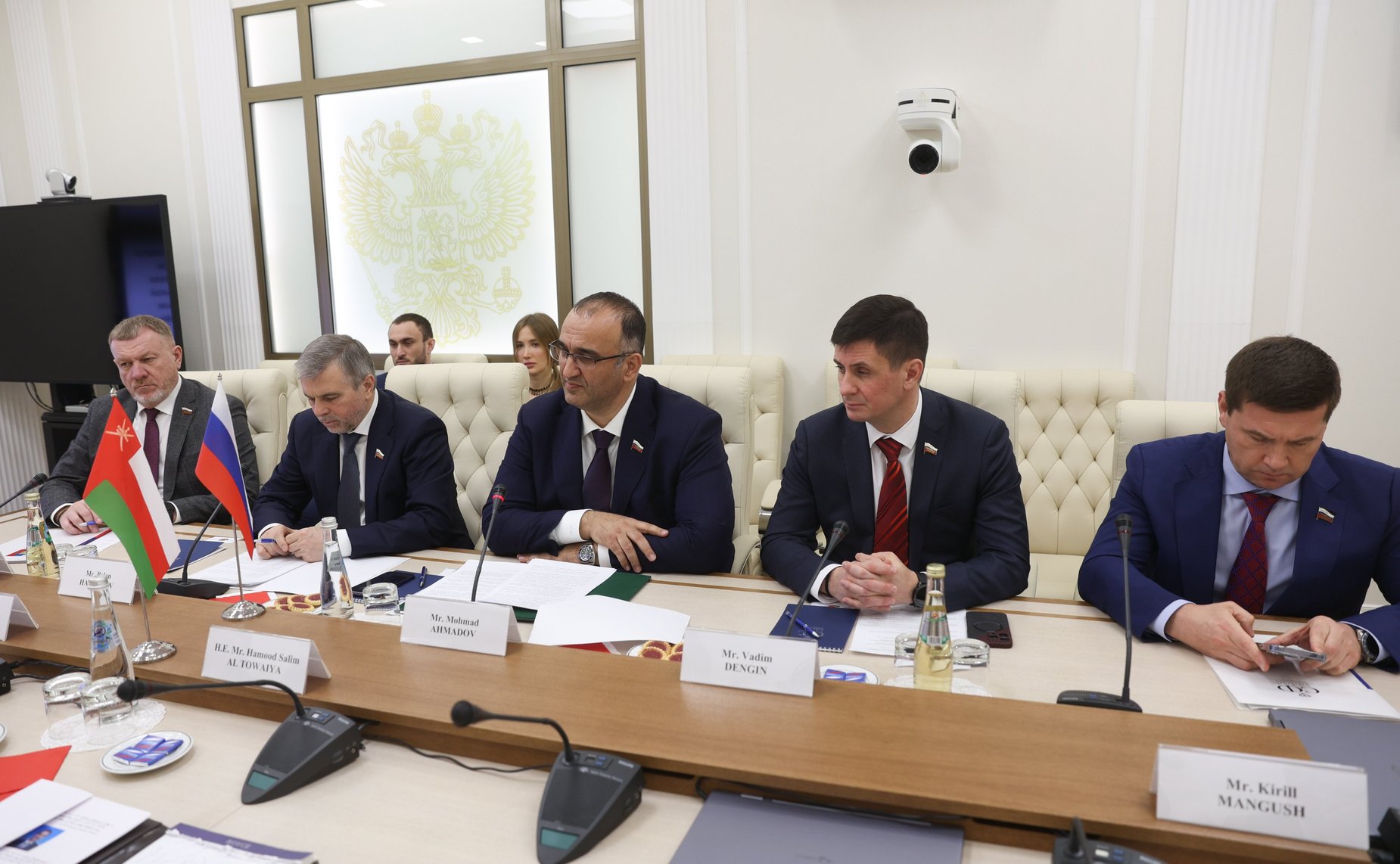 Встреча руководителя группы по сотрудничеству СФ с Государственным советом Султаната Оман, заместителя председателя Комитета СФ по социальной политике Мохмада Ахмадова с Чрезвычайным и Полномочным Послом Султаната Оман в РФ