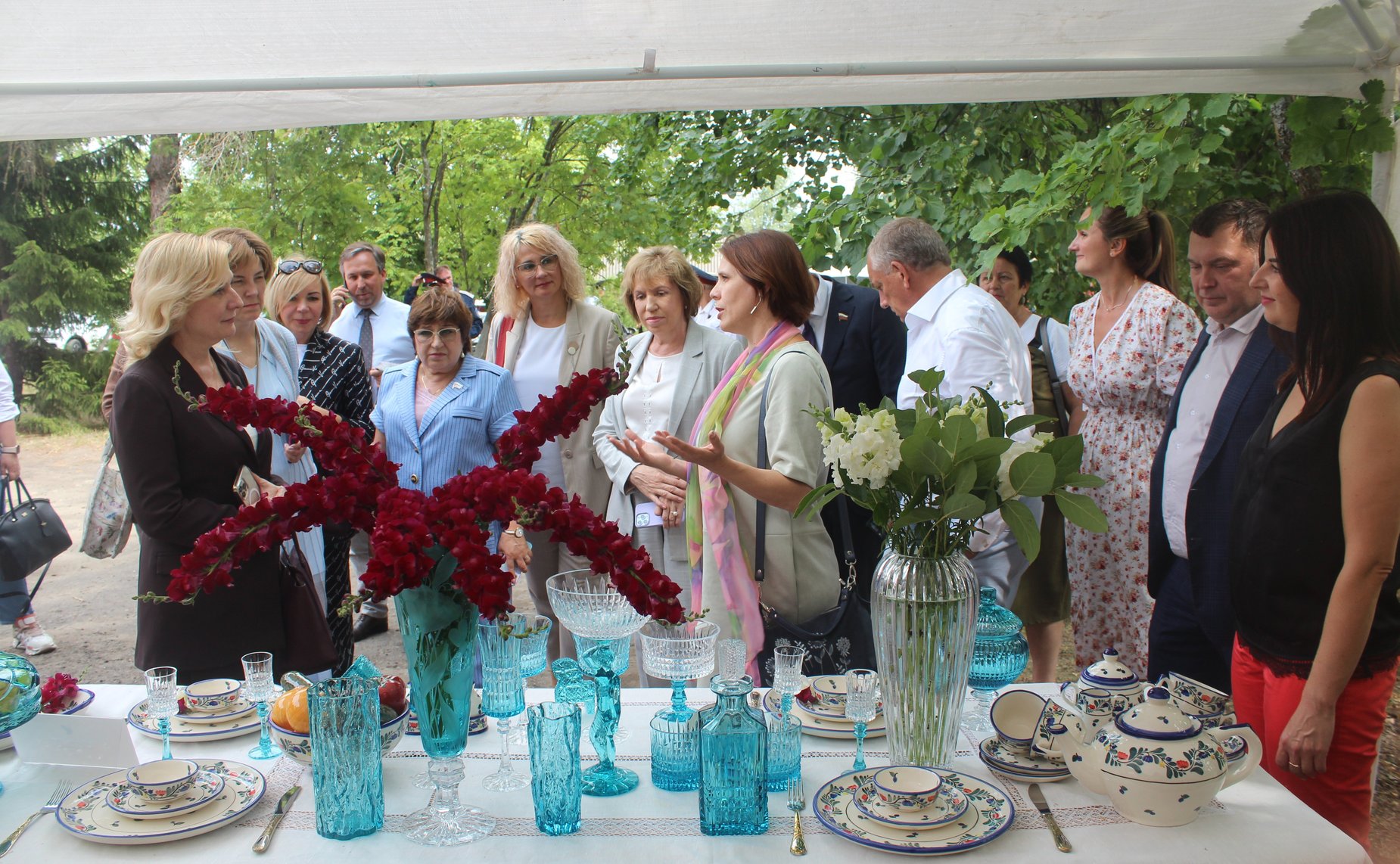 В поселке Мстёра Владимирской области состоялось выездное заседание Временной комиссии СФ по сохранению и развитию народных художественных промыслов в Российской Федерации