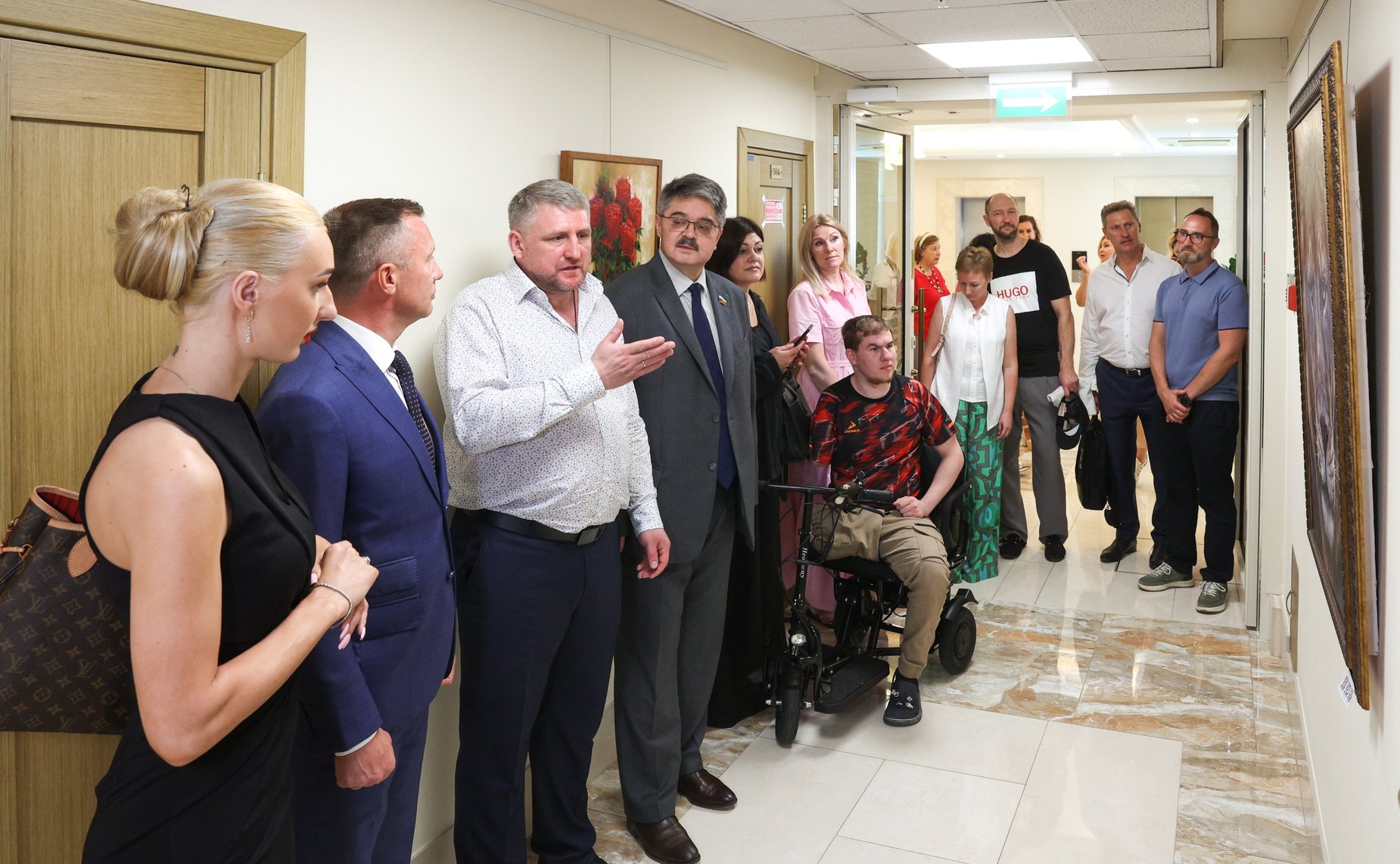 Открытие в Совете Федерации выставки творческих работ президента Международного союза художников-анималистов Сергея Ильинского-Акулова