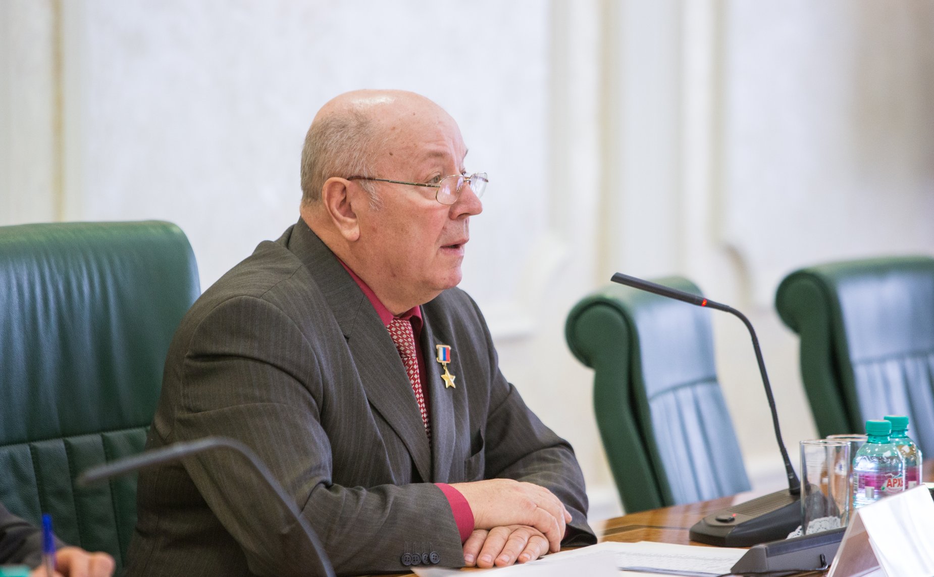 Круглый стол Комитета СФ по обороне и безопасности Чекалин