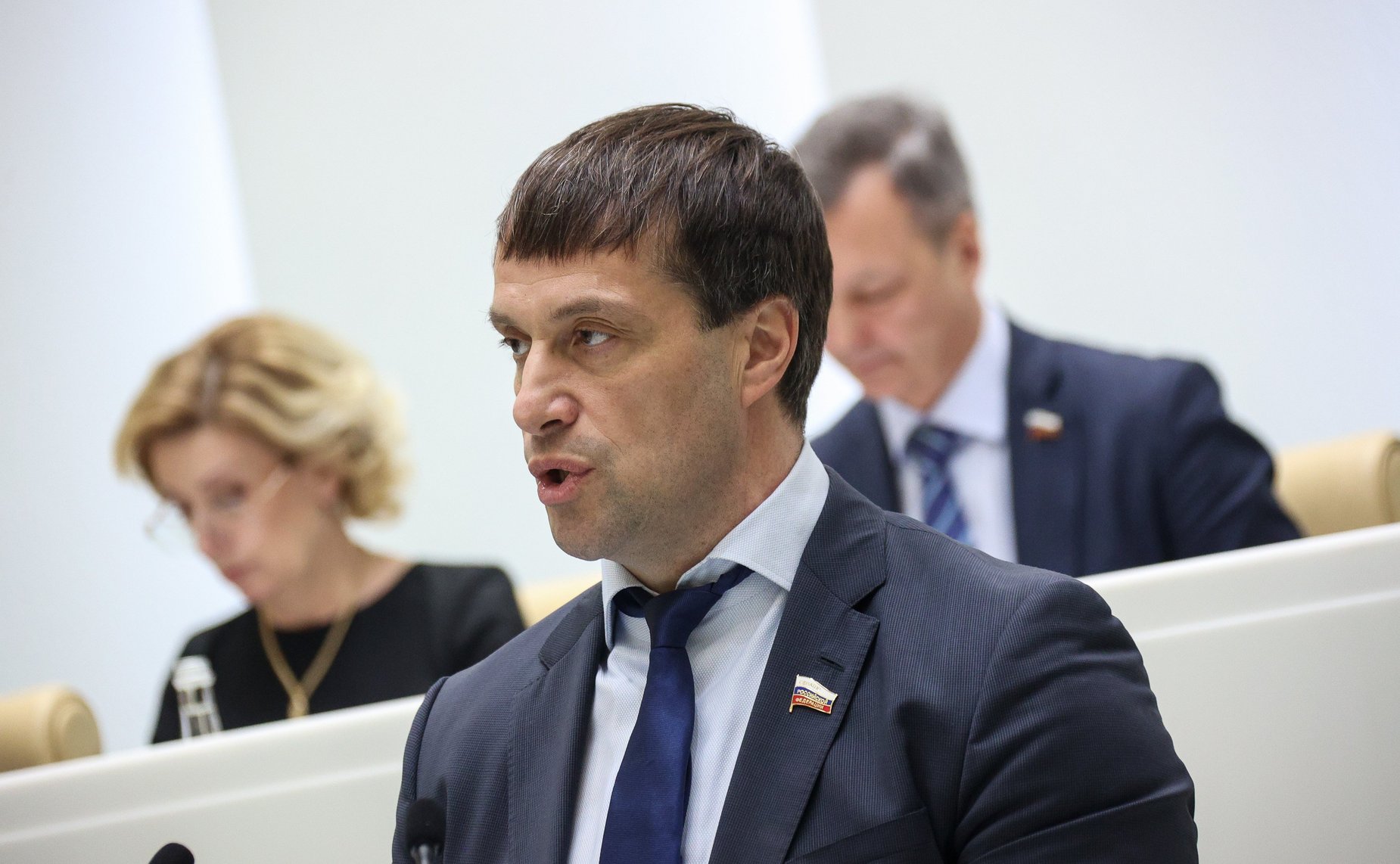 Эдуард Исаков