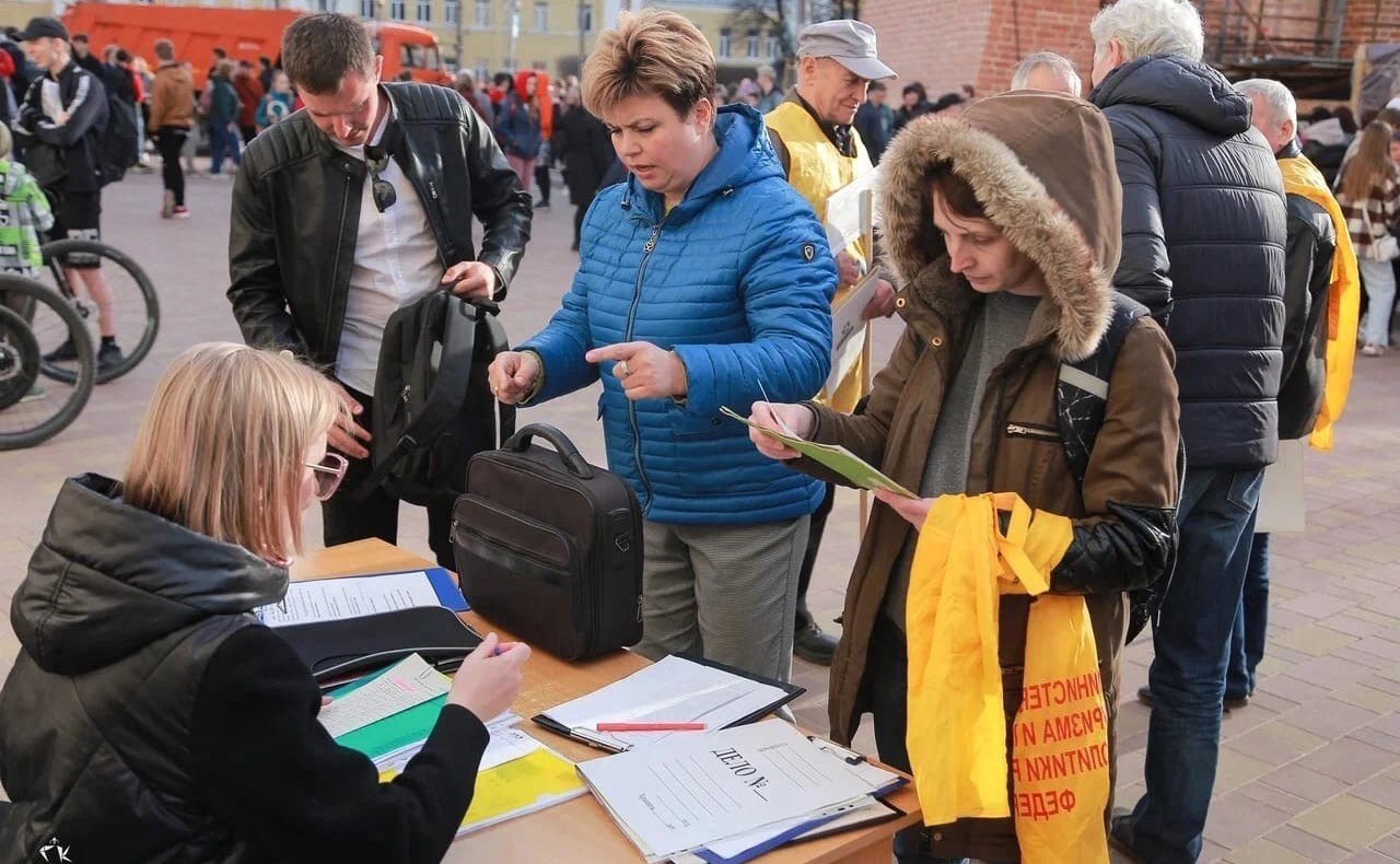 Открытие традиционной легкоатлетической эстафеты в г. Смоленске